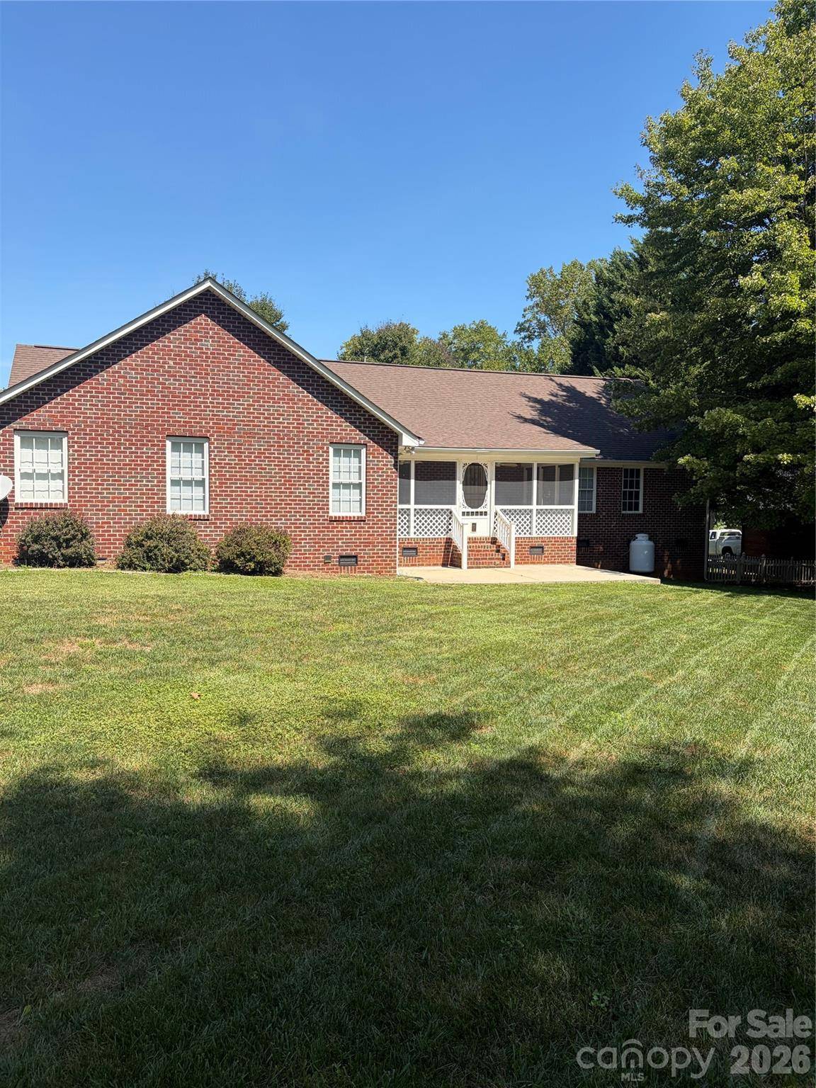 1697 Old Mill RD, Lincolnton, NC 28092