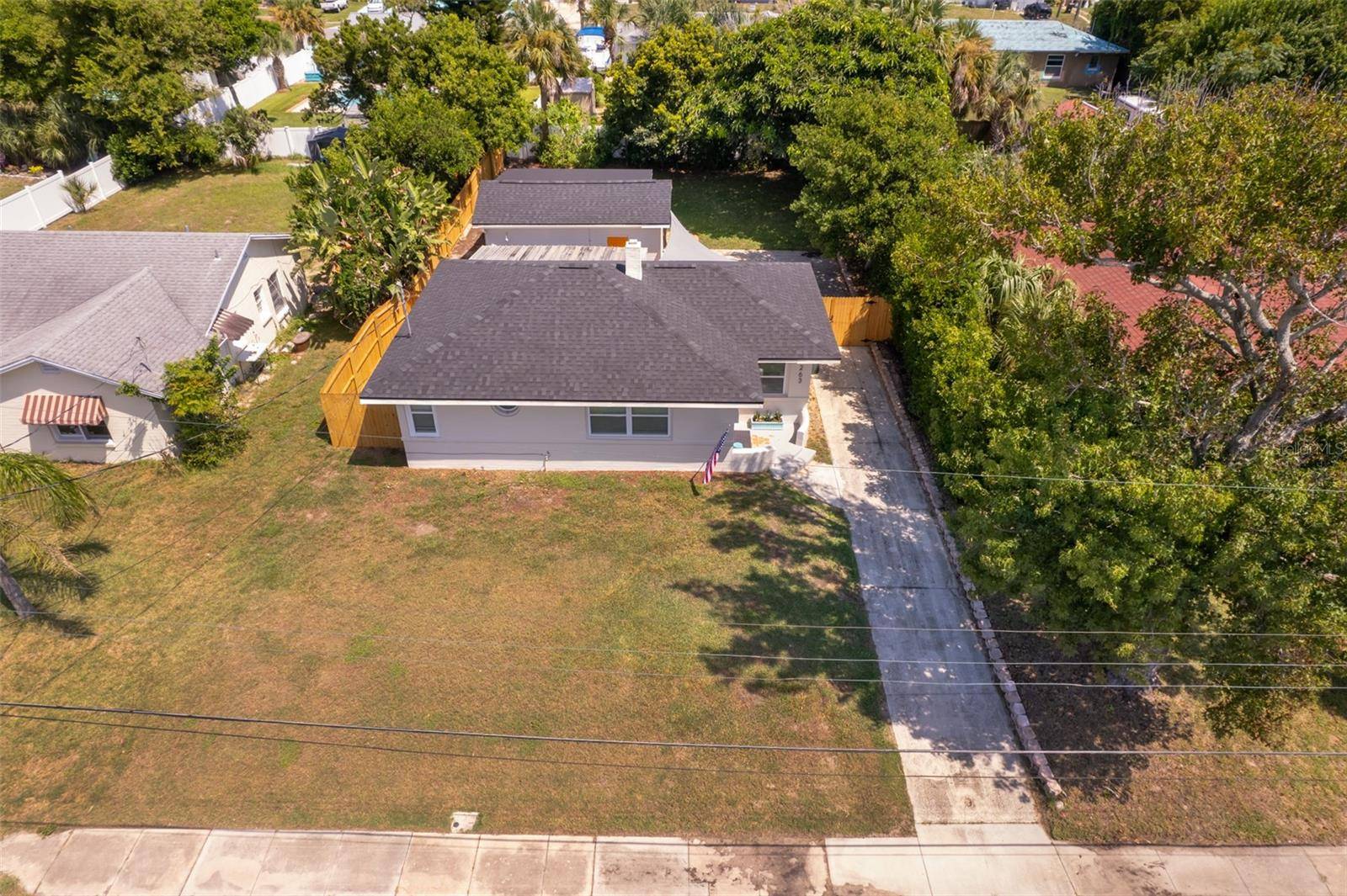 263 WILLIAMS AVE, Daytona Beach, FL 32118