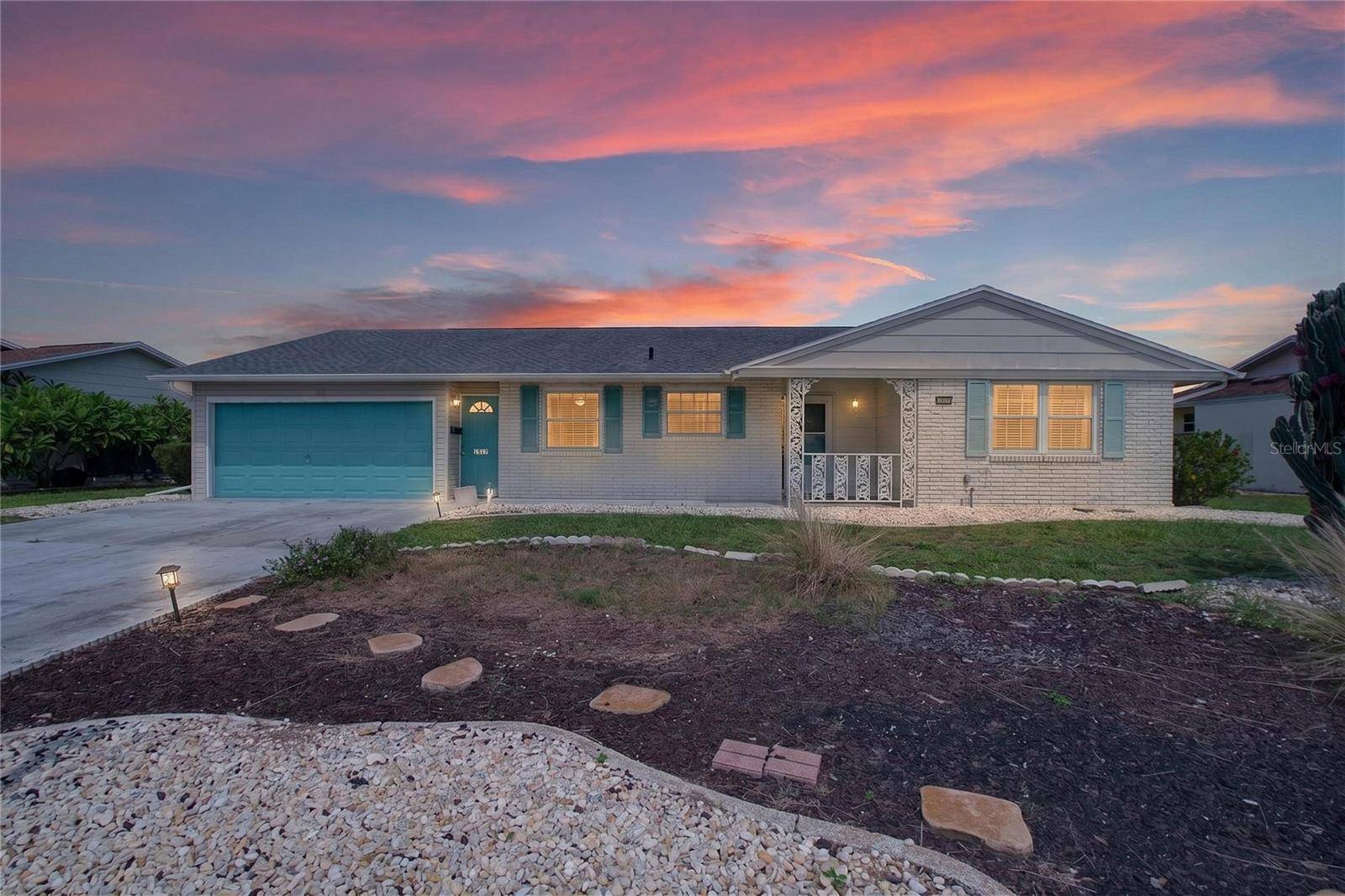 1517 ALLEGHENY DR, Sun City Center, FL 33573
