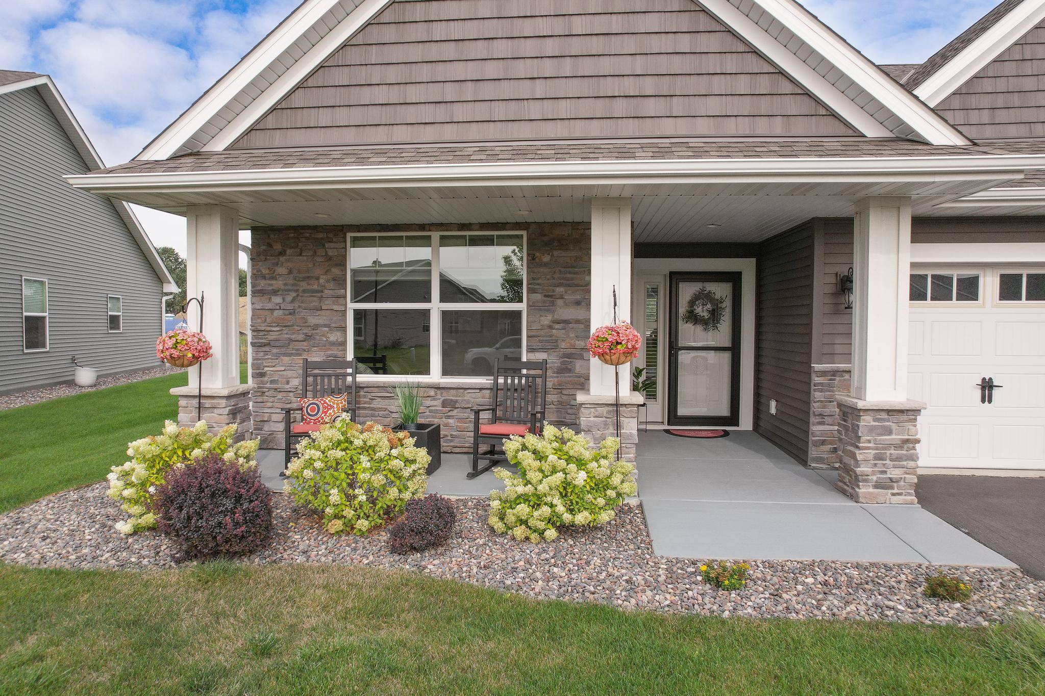 458 Laura LN SE, Saint Michael, MN 55376