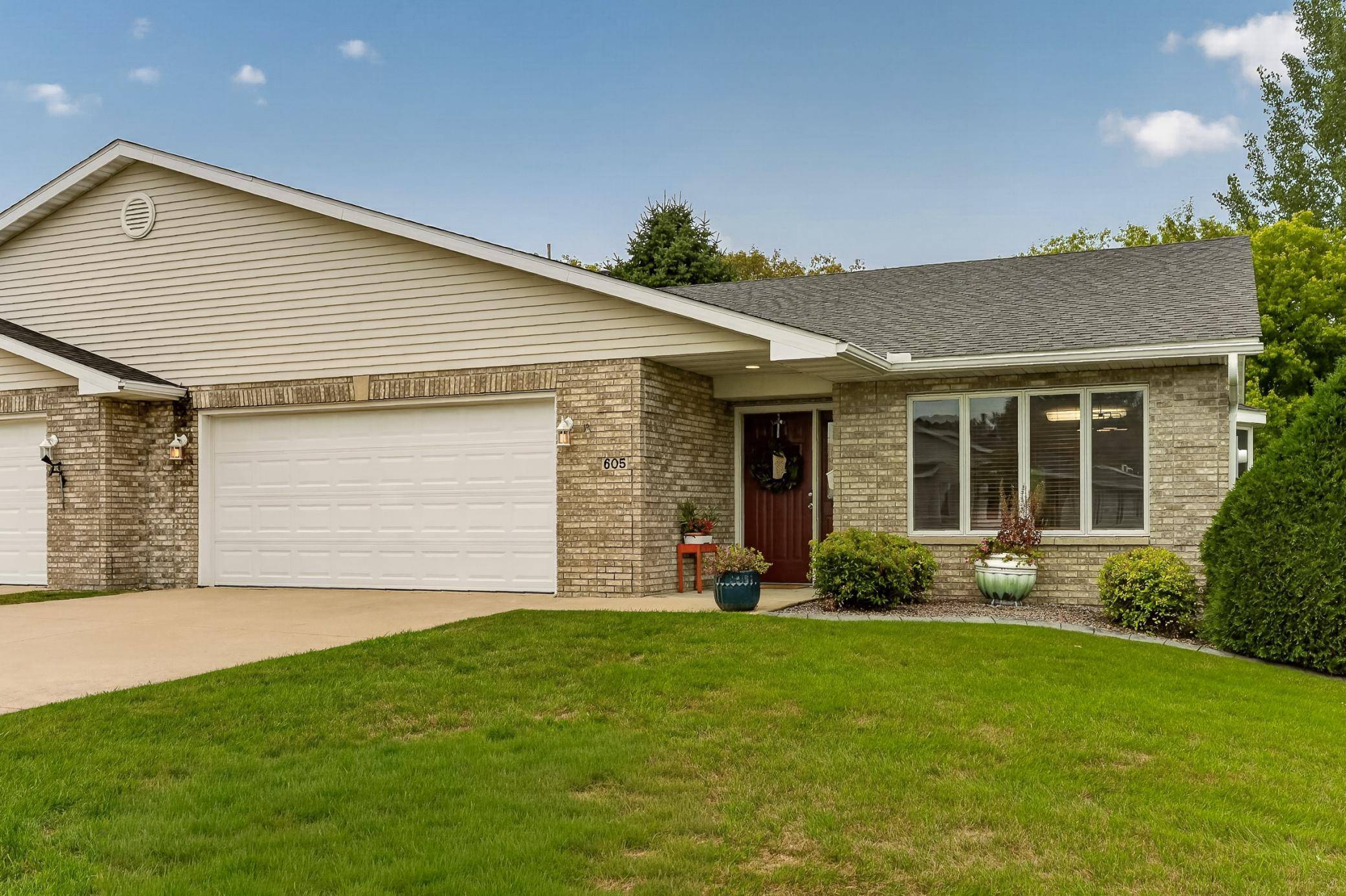 605 3rd AVE NW, Byron, MN 55920