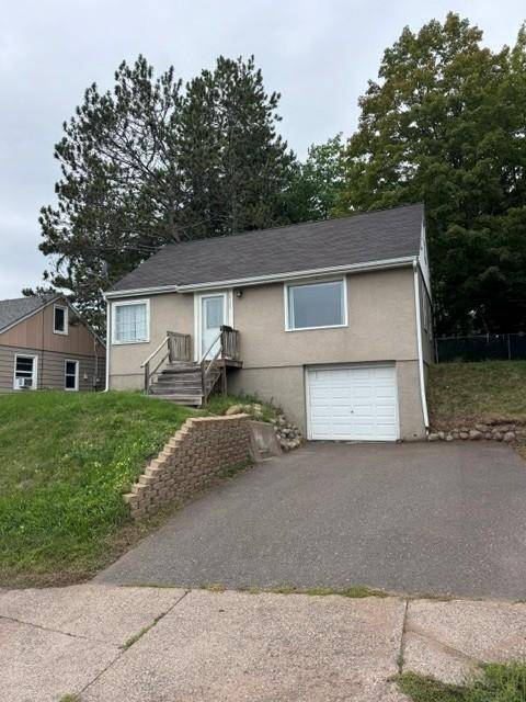 4125 Woodland AVE, Duluth, MN 55803