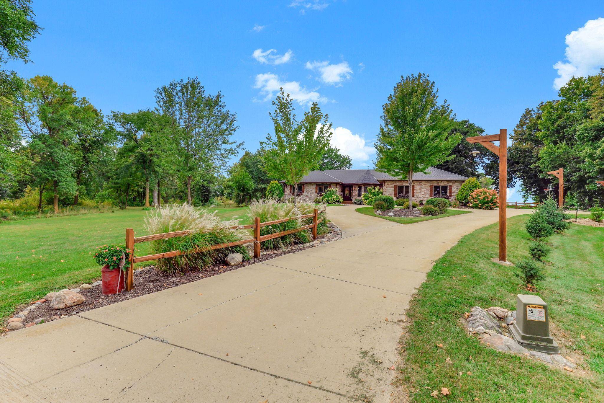2273 Cameron AVE SE, Buffalo, MN 55313