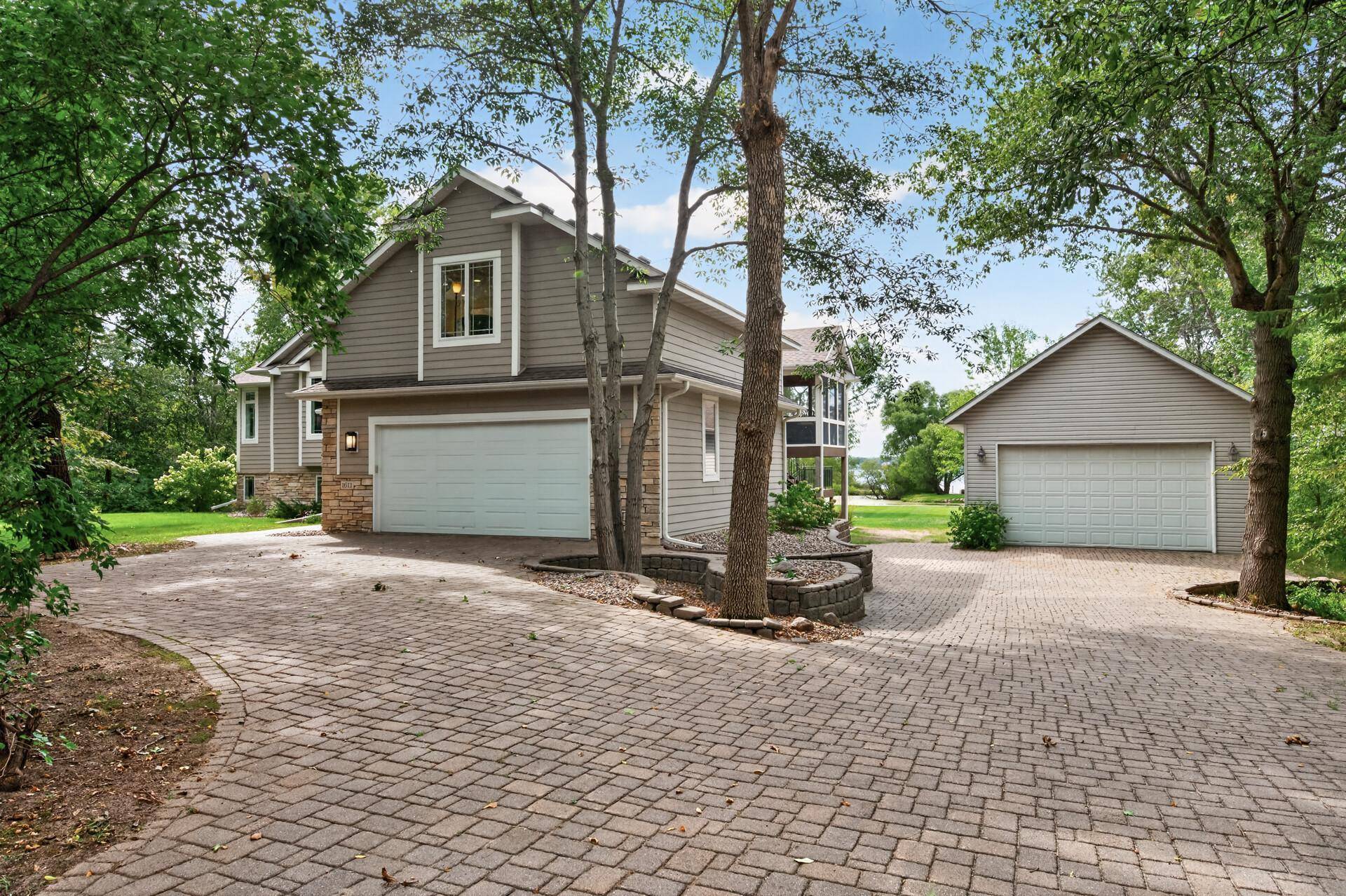 1611 Pulaski RD, Buffalo, MN 55313