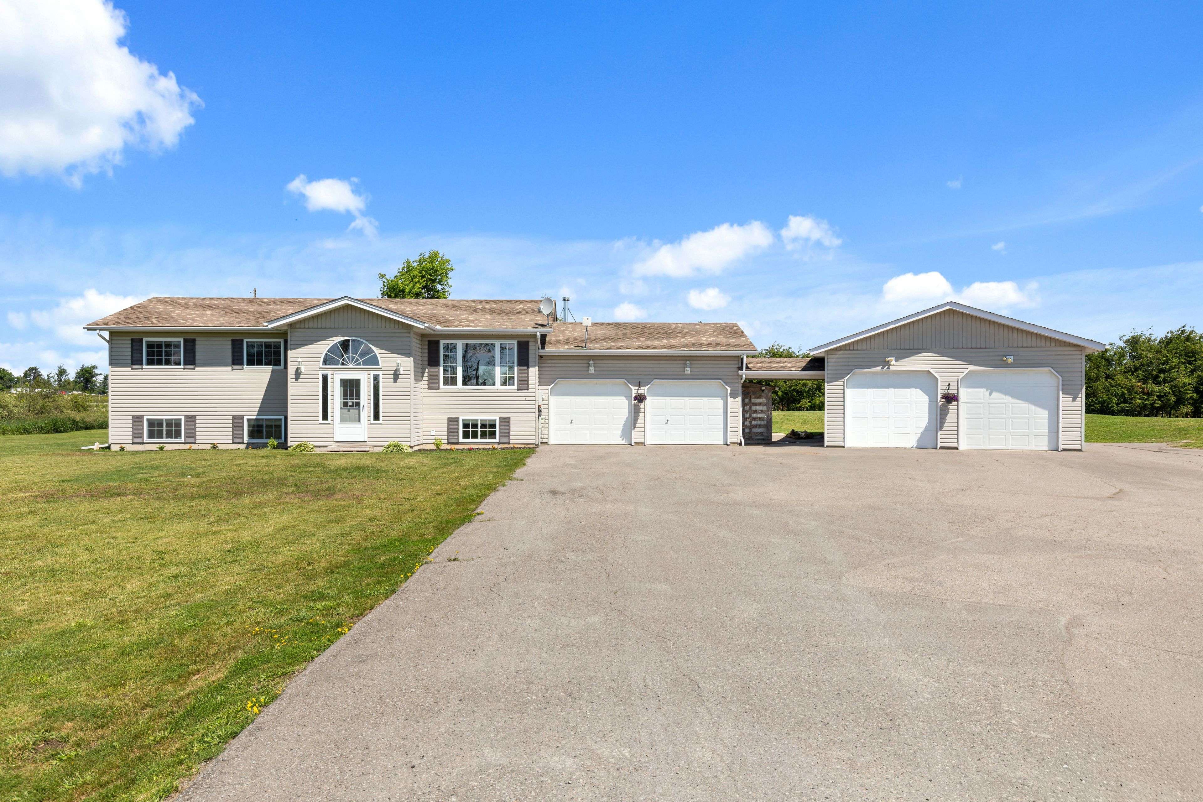 477 Four Points RD, Kawartha Lakes, ON K0M 1L0