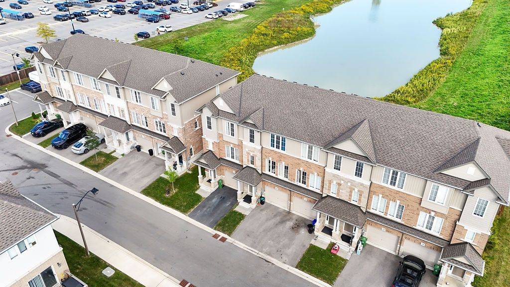 28 Canary Grass BLVD, Hamilton, ON L0R 1P0