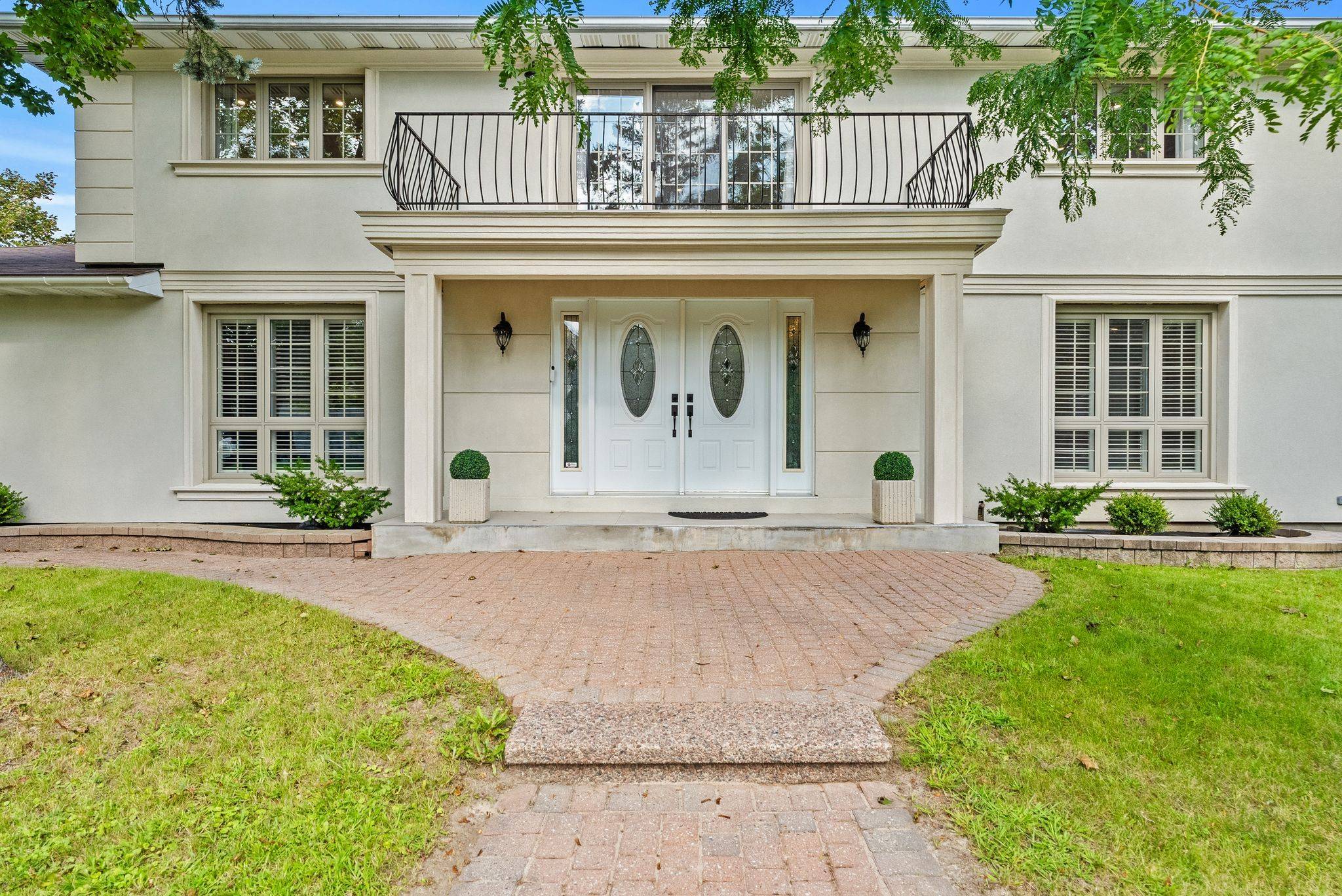 11 Lennon DR, Blossom Park - Airport And Area, ON K1V 1G9