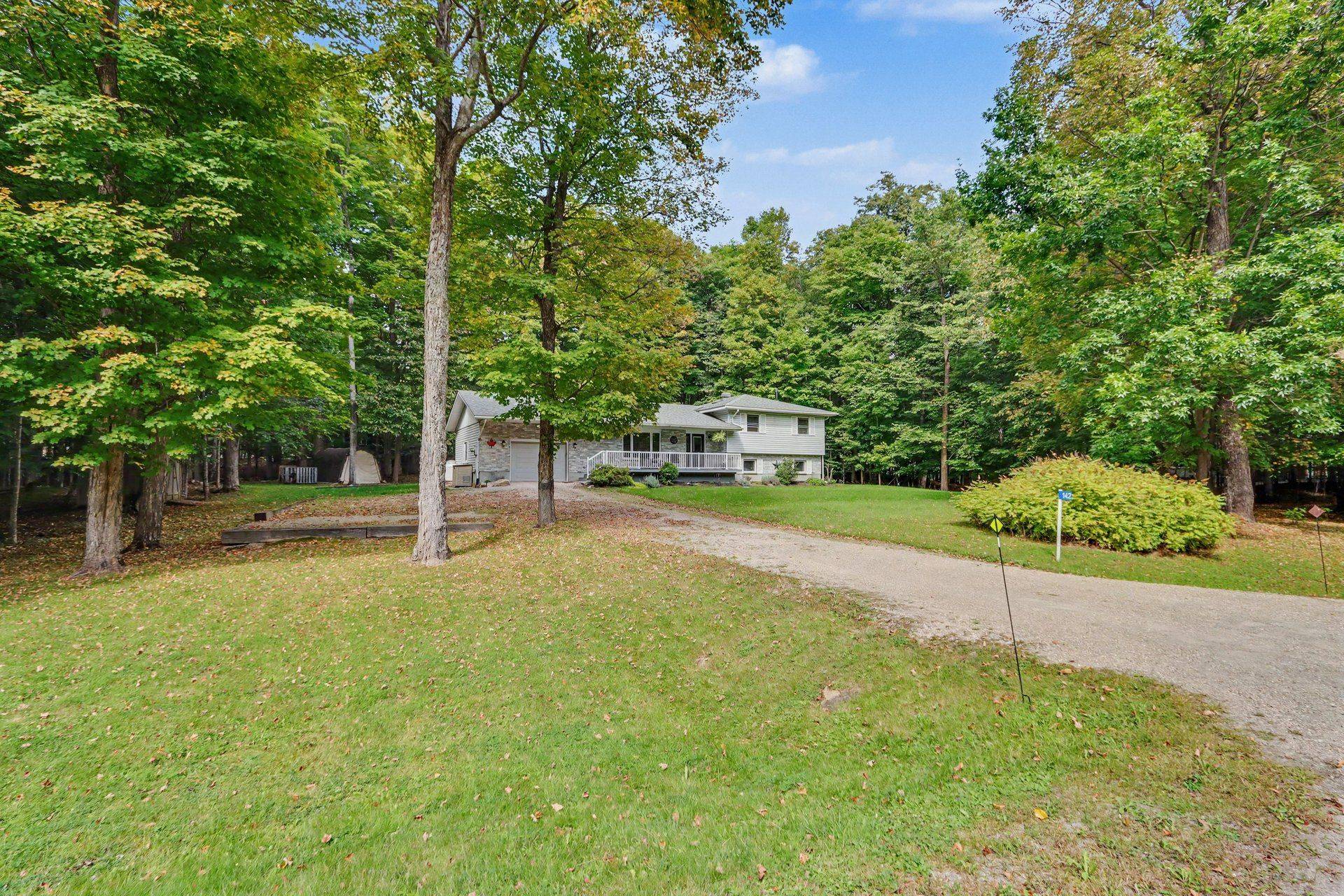 142 Trillium DR, Drummond/north Elmsley, ON K7H 0E6