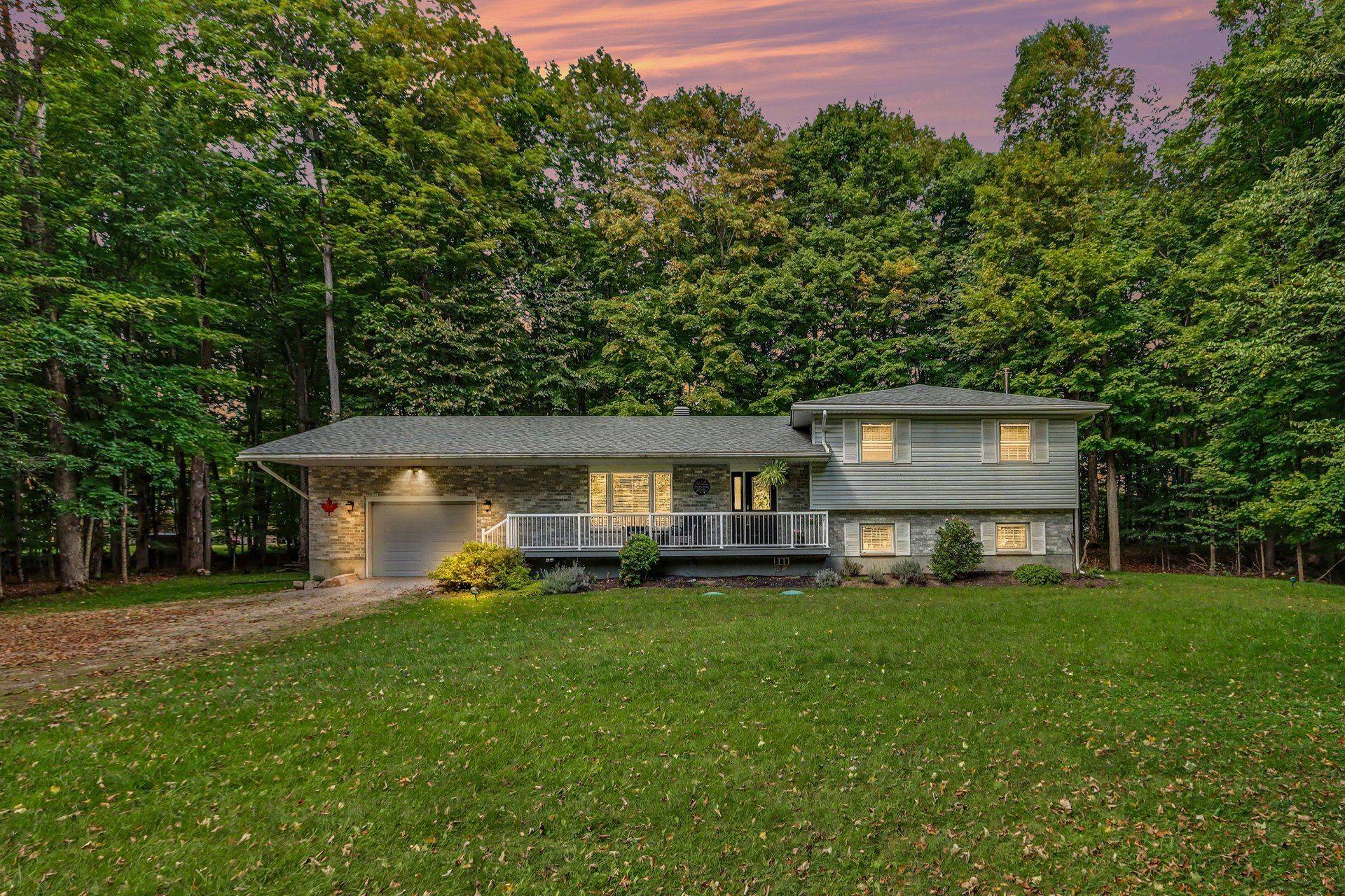 142 Trillium DR, Drummond/north Elmsley, ON K7H 0E6