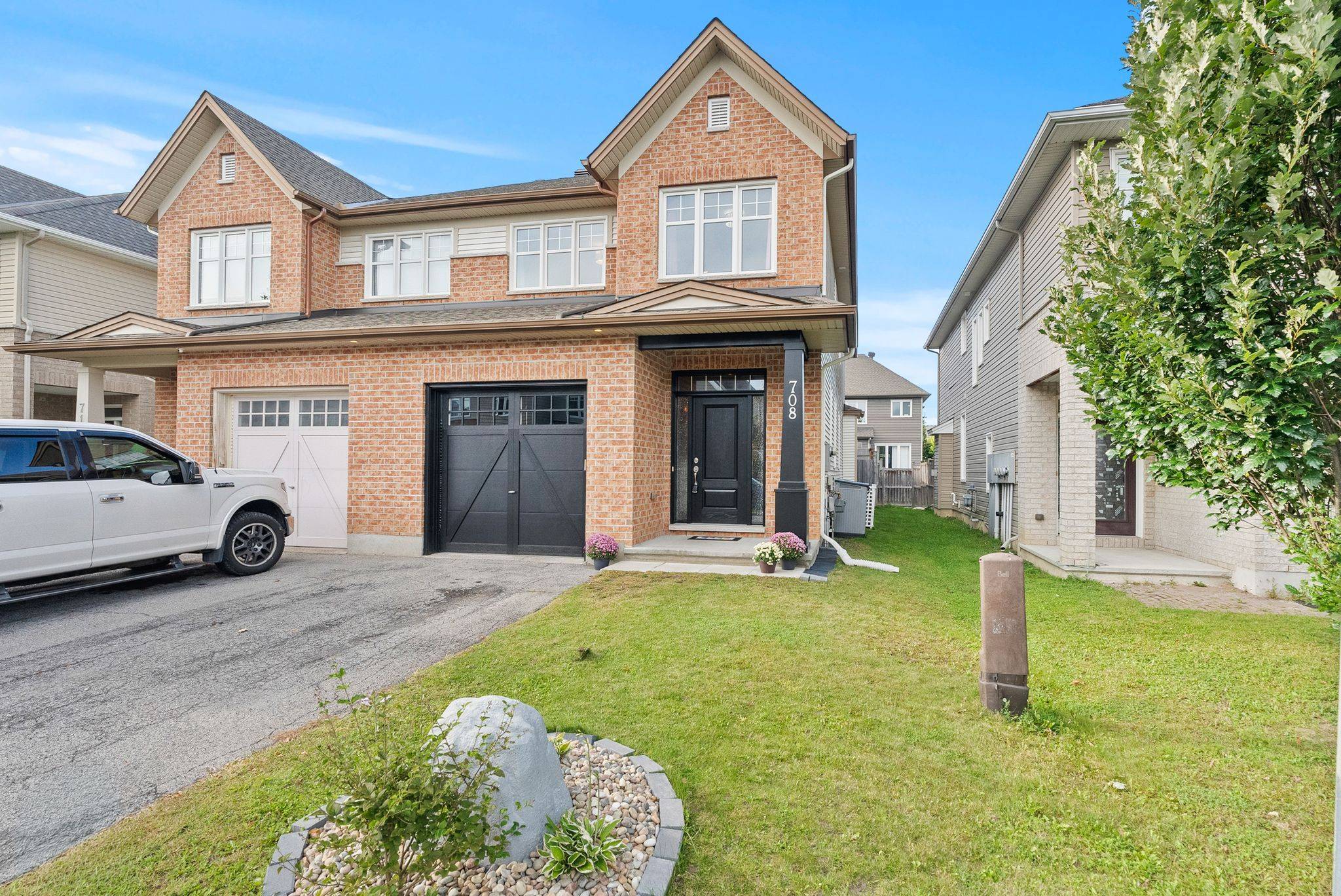708 Hazelnut CRES, Blossom Park - Airport And Area, ON K1T 0K1