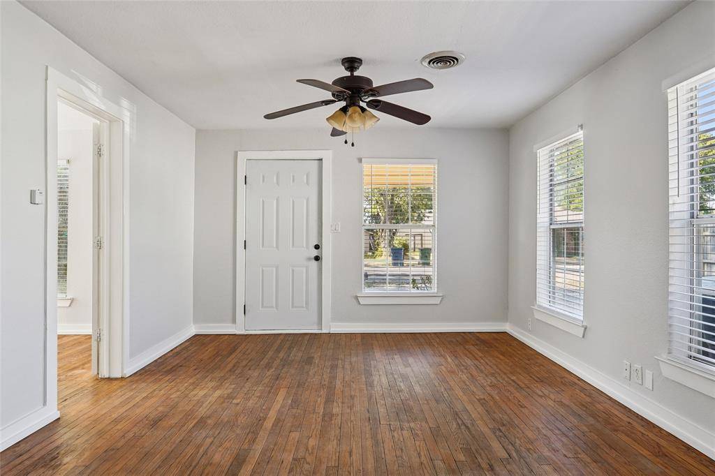 403 Marshall Street, Sanger, TX 76266