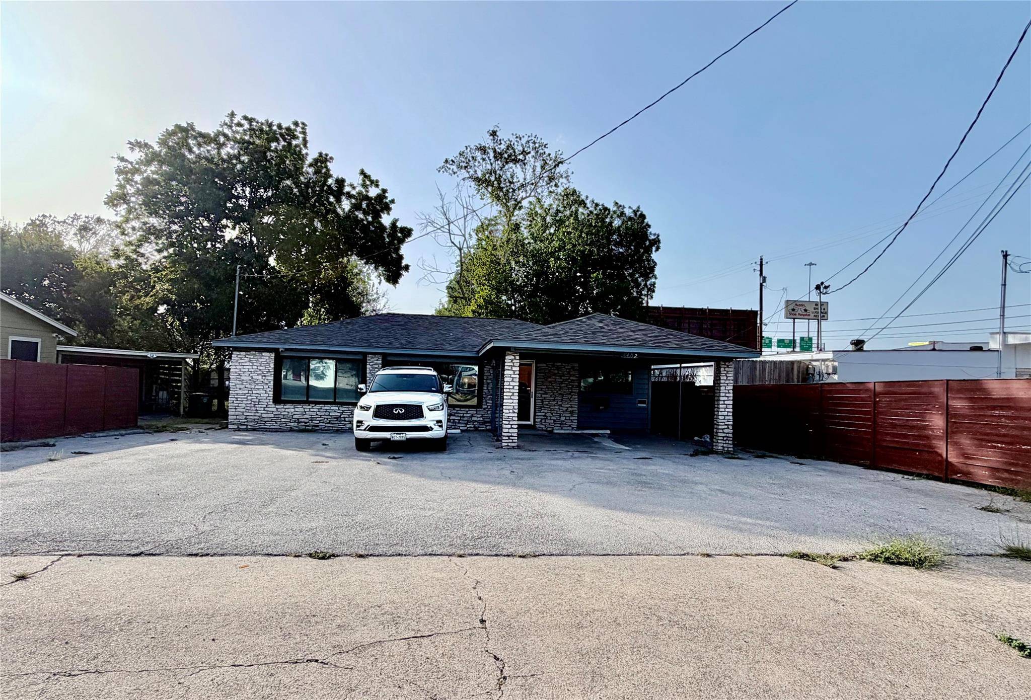 4402 MERLE DR, Austin, TX 78745