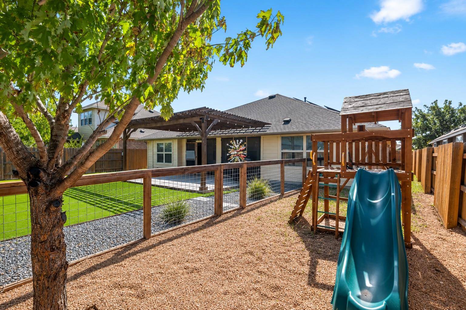 7212 Garnet Mill LN, Austin, TX 78744