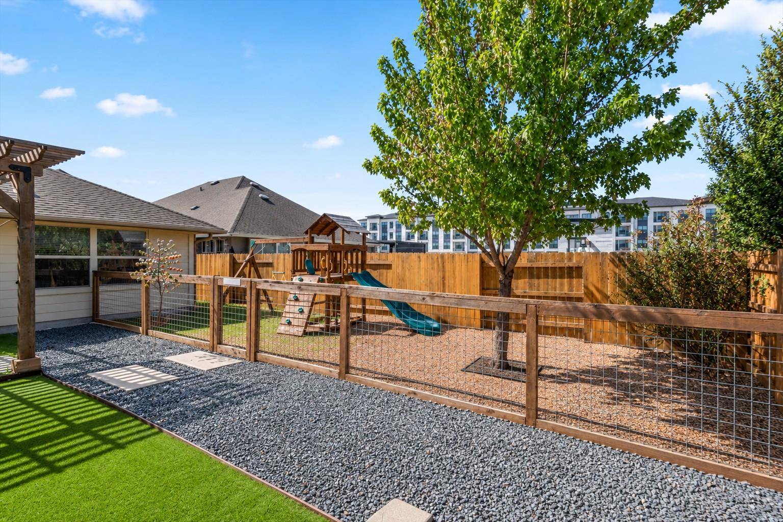 7212 Garnet Mill LN, Austin, TX 78744