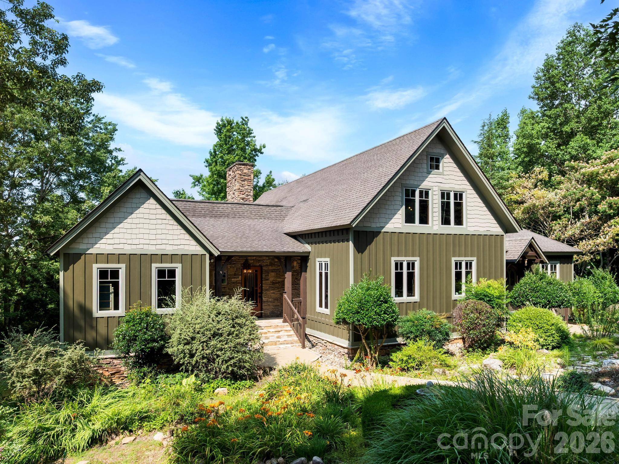 4 Landy LN, Landrum, SC 29356