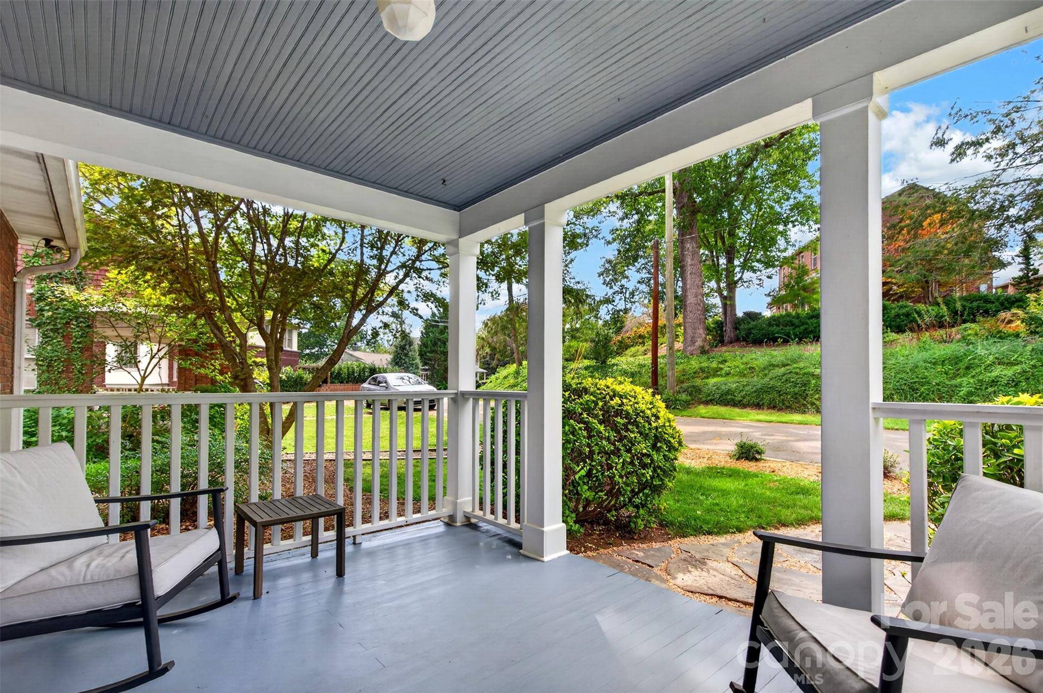 70 Saint Dunstans CIR, Asheville, NC 28803