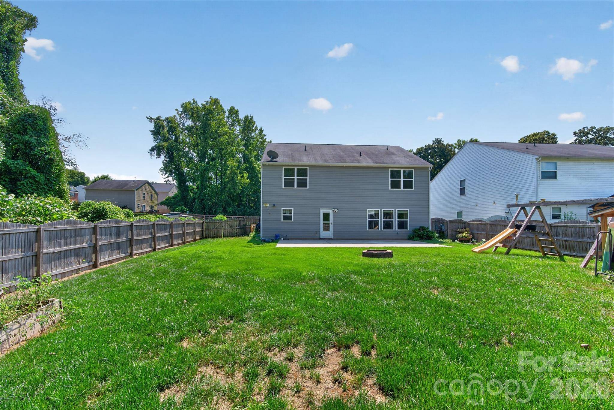1200 Catawba RUN, Lowell, NC 28098