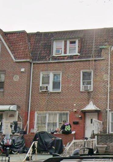 37-46 79th ST, Jackson Heights, NY 11372