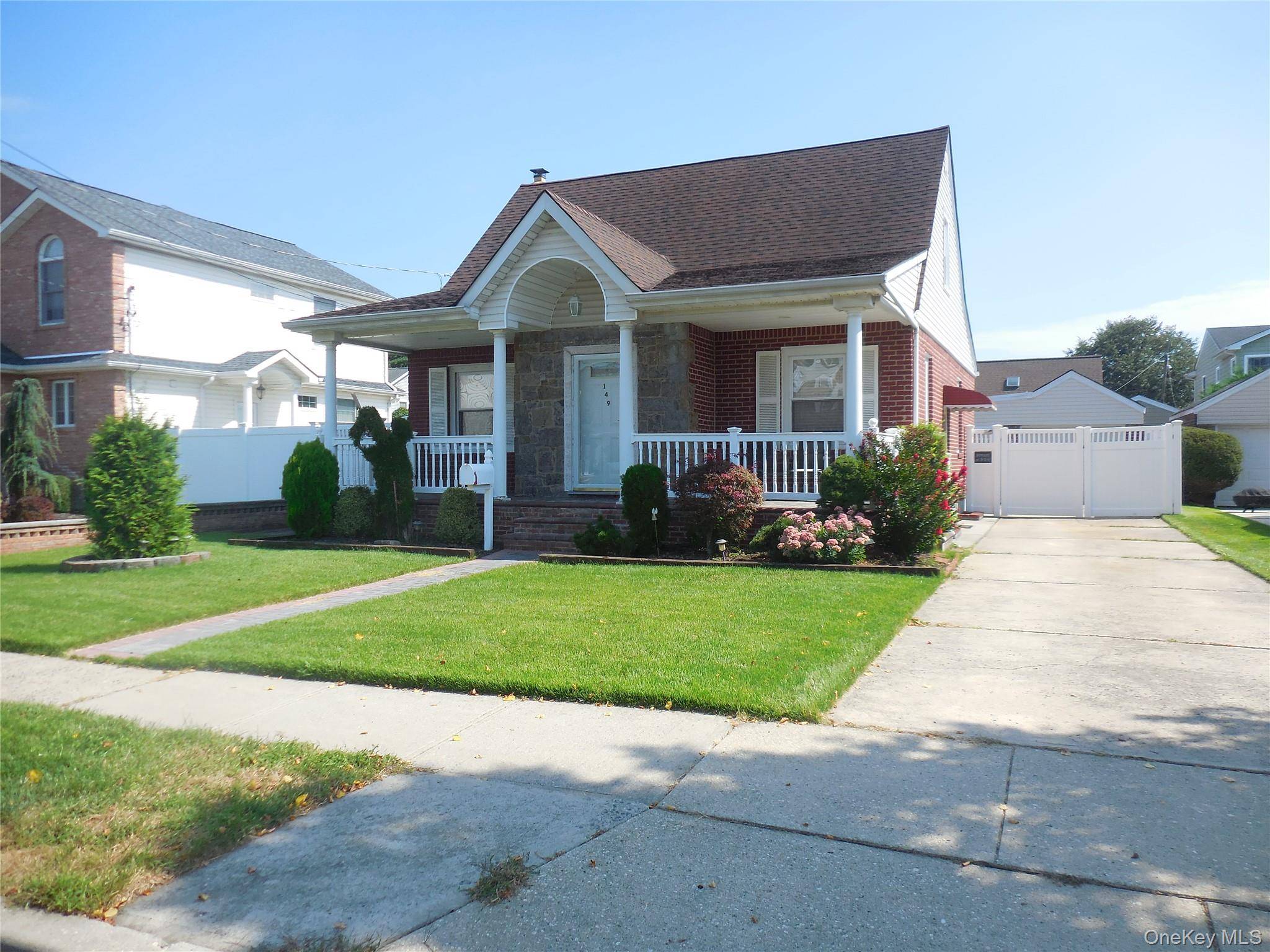 149 Rule ST, Franklin Square, NY 11010