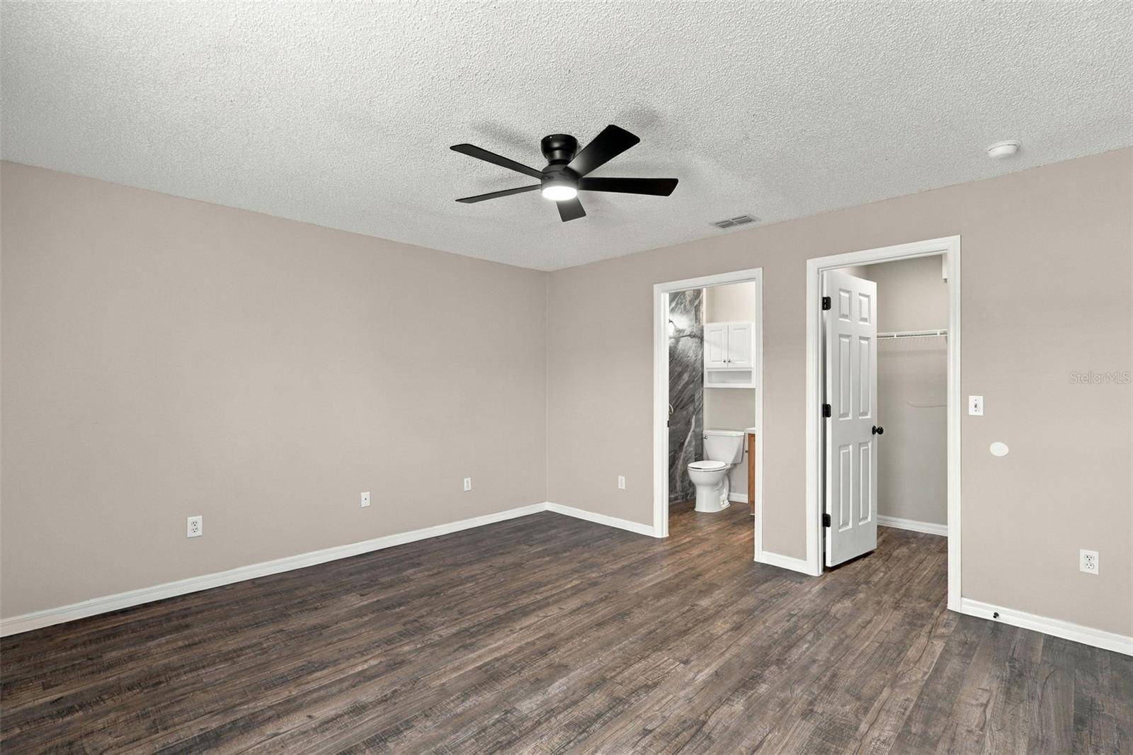 10 SQUIRREL PL, Palm Coast, FL 32164