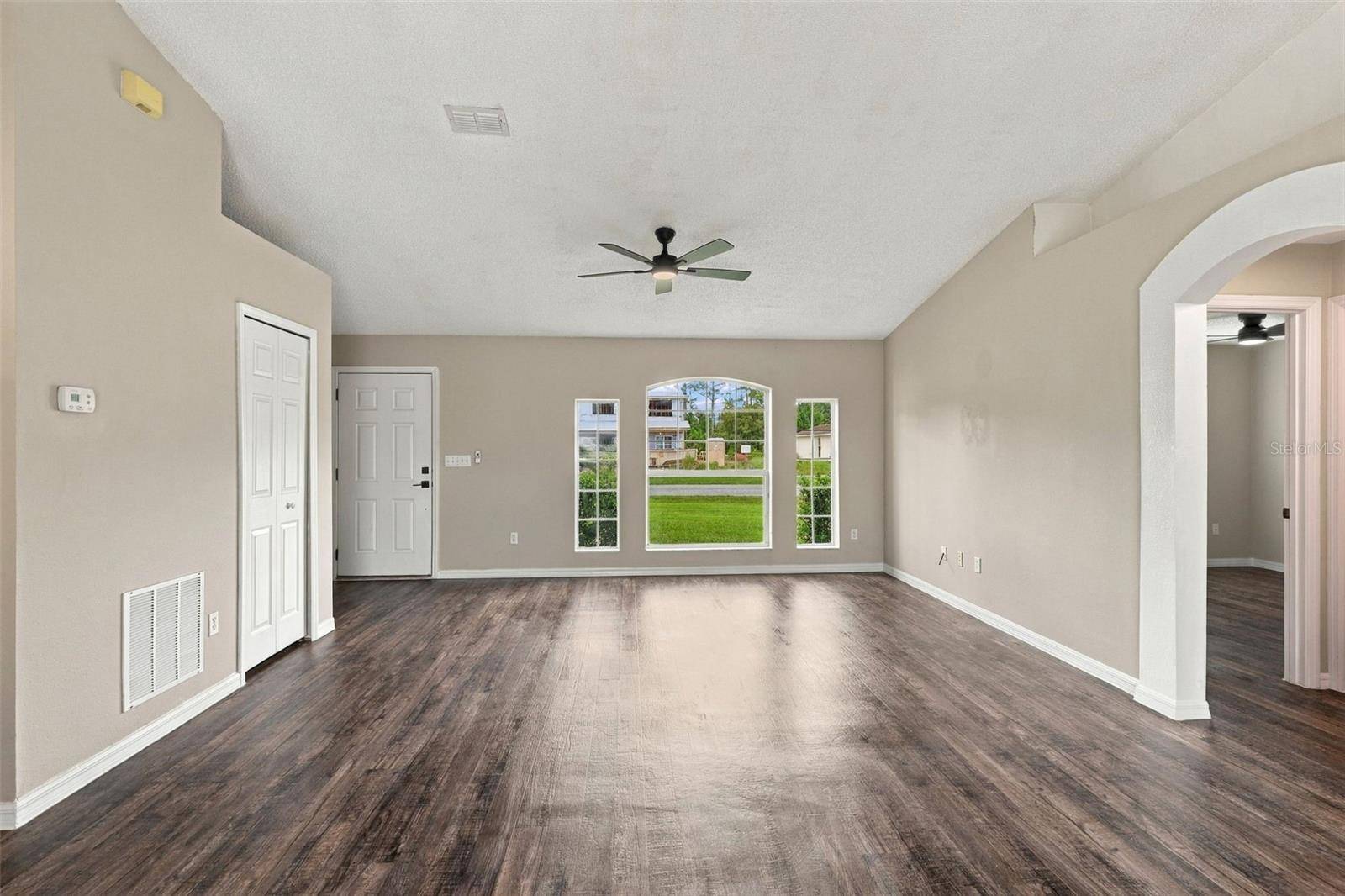 10 SQUIRREL PL, Palm Coast, FL 32164
