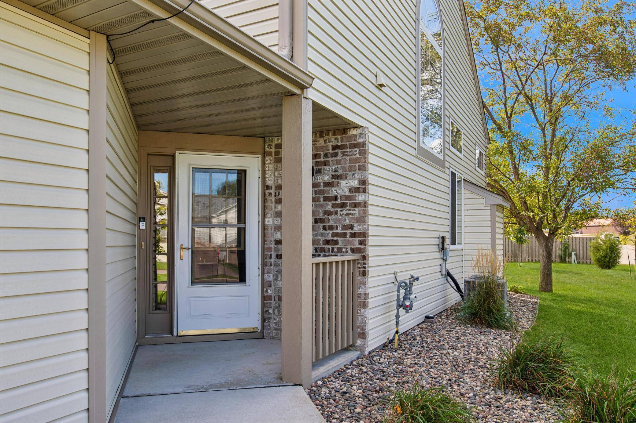 11712 Ryan CIR #1608, Burnsville, MN 55337