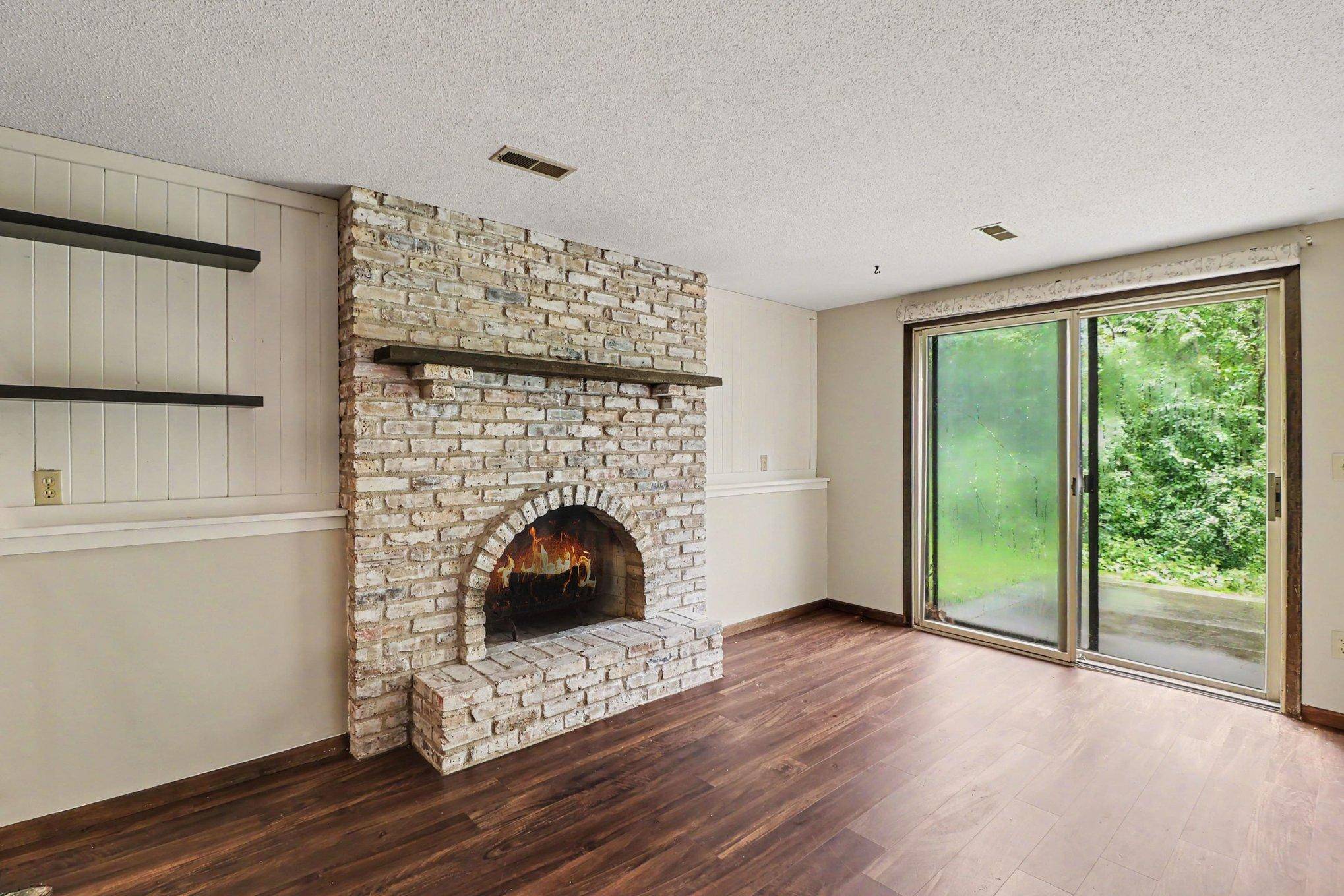 4490 Woodgate PT, Eagan, MN 55122