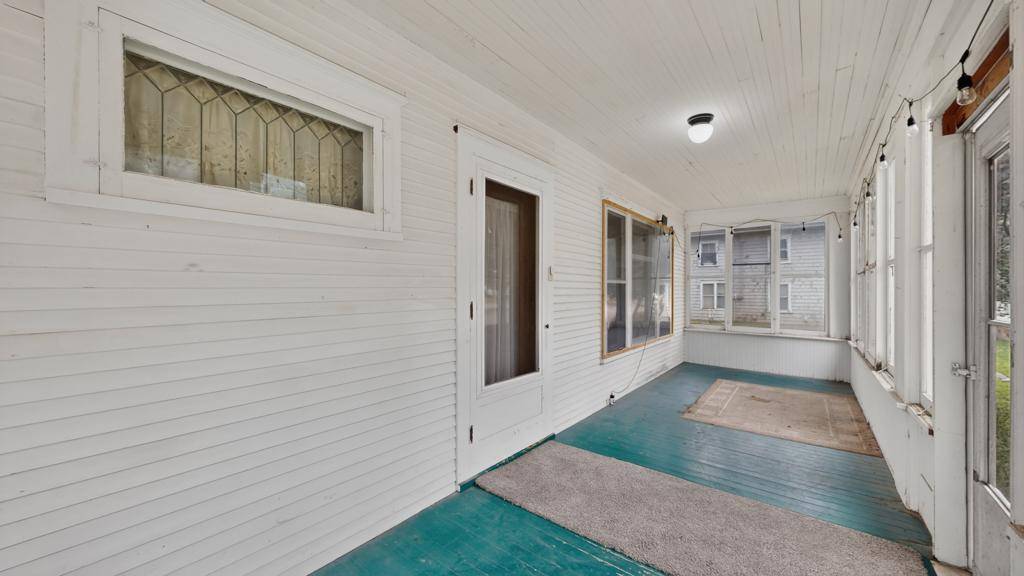 706 N Broadway AVE, Le Roy, MN 55951