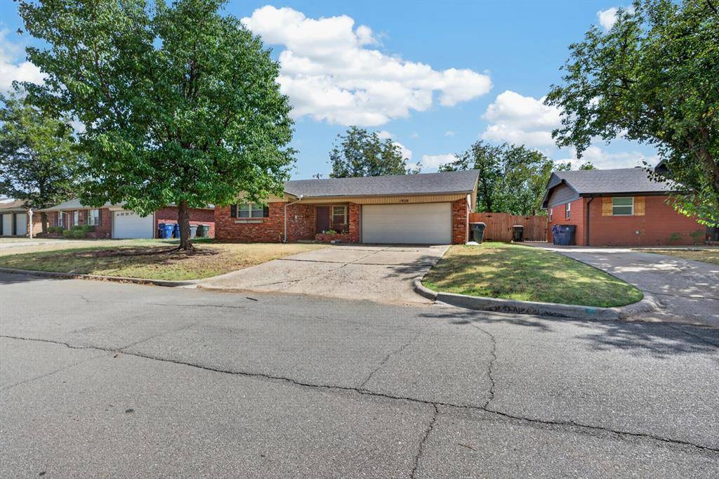 1928 Lanesboro DR, Oklahoma City, OK 73120