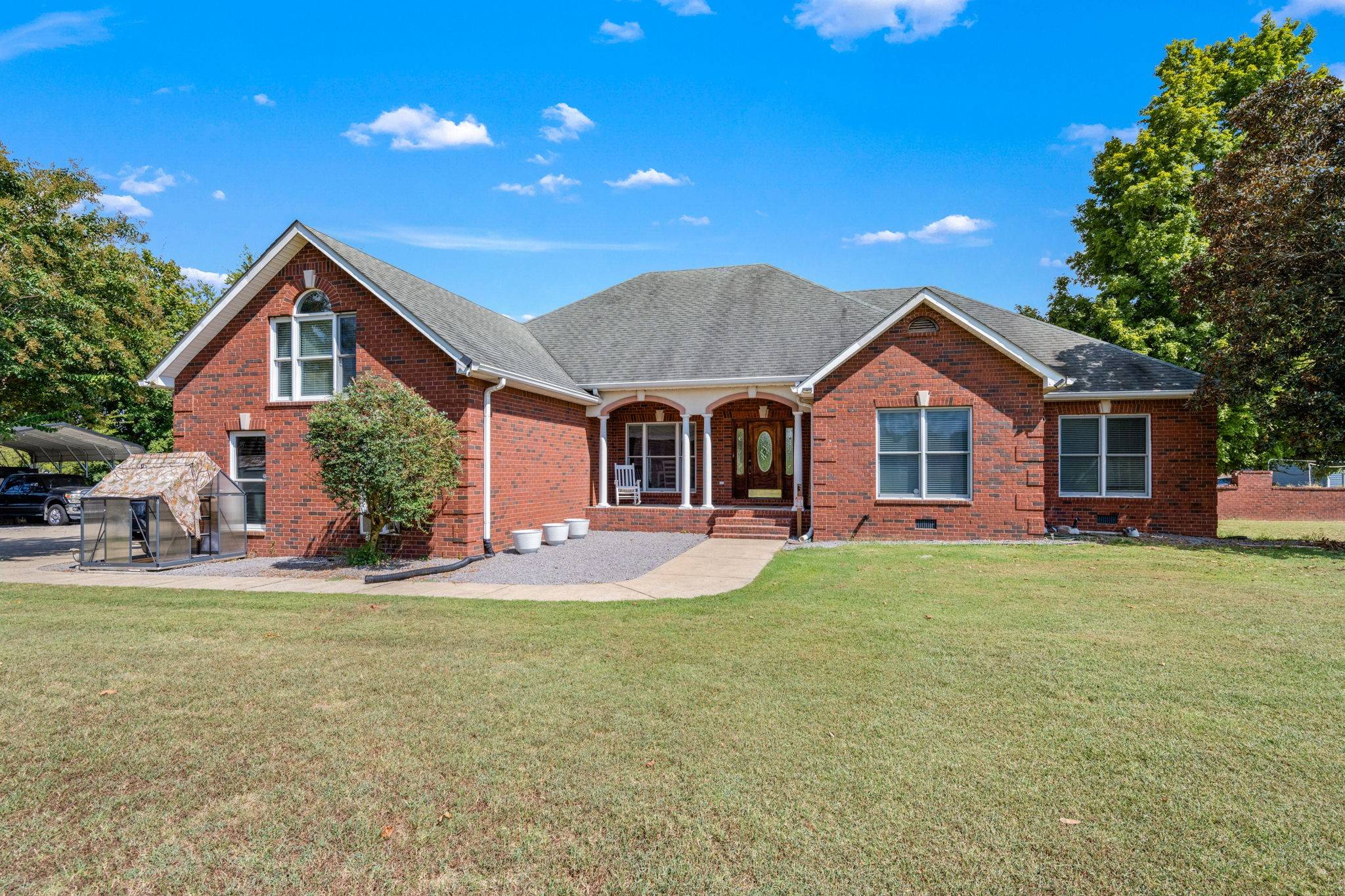 9741 Midland Rd, Bell Buckle, TN 37020