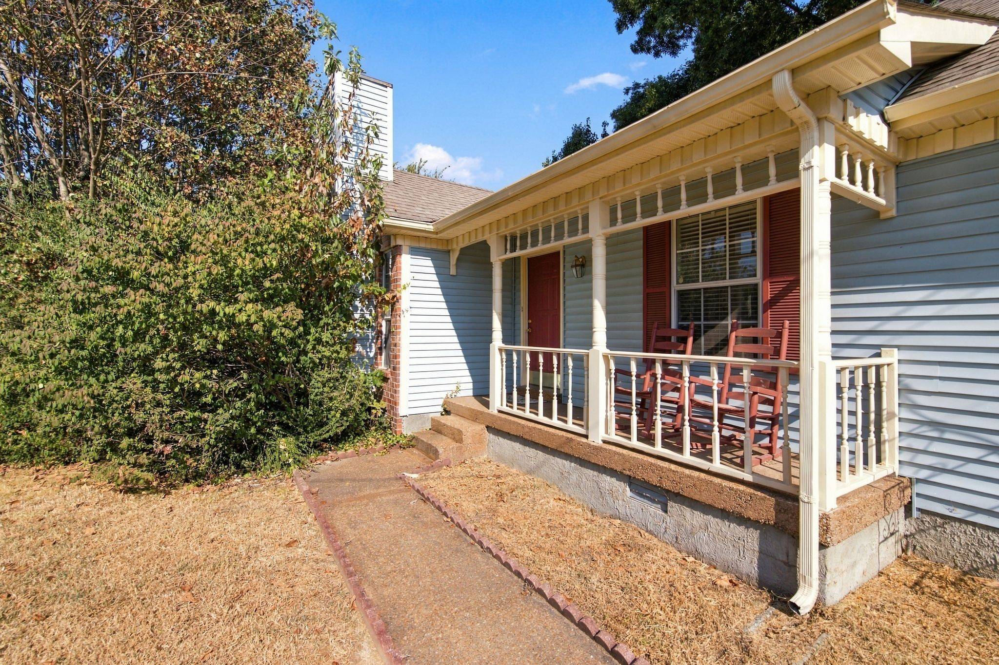 3545 Lake Towne Dr, Antioch, TN 37013