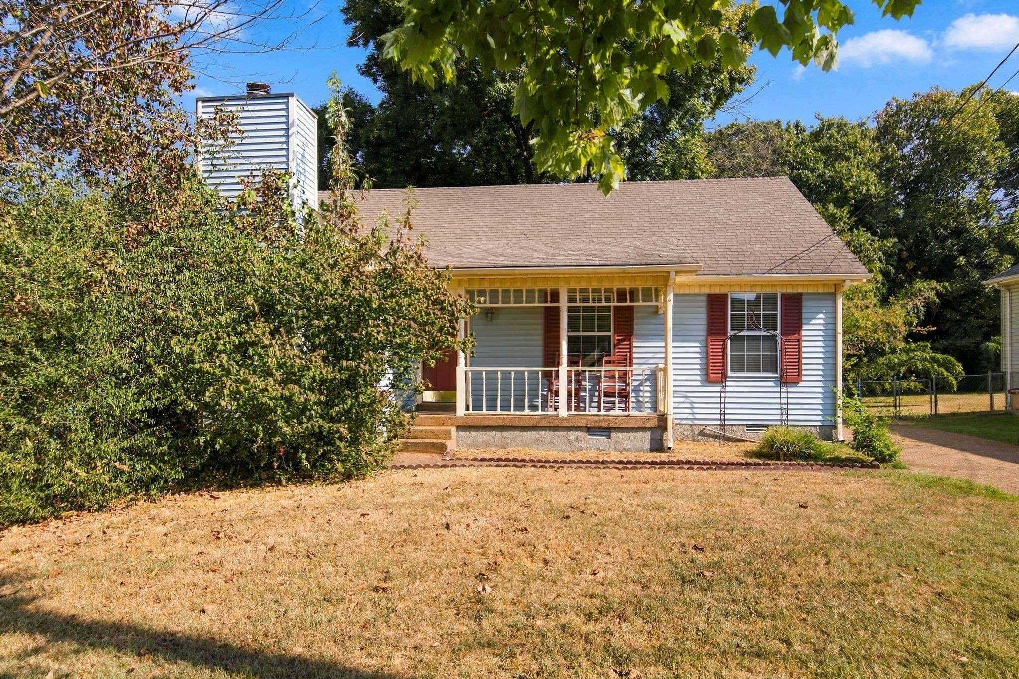 3545 Lake Towne Dr, Antioch, TN 37013