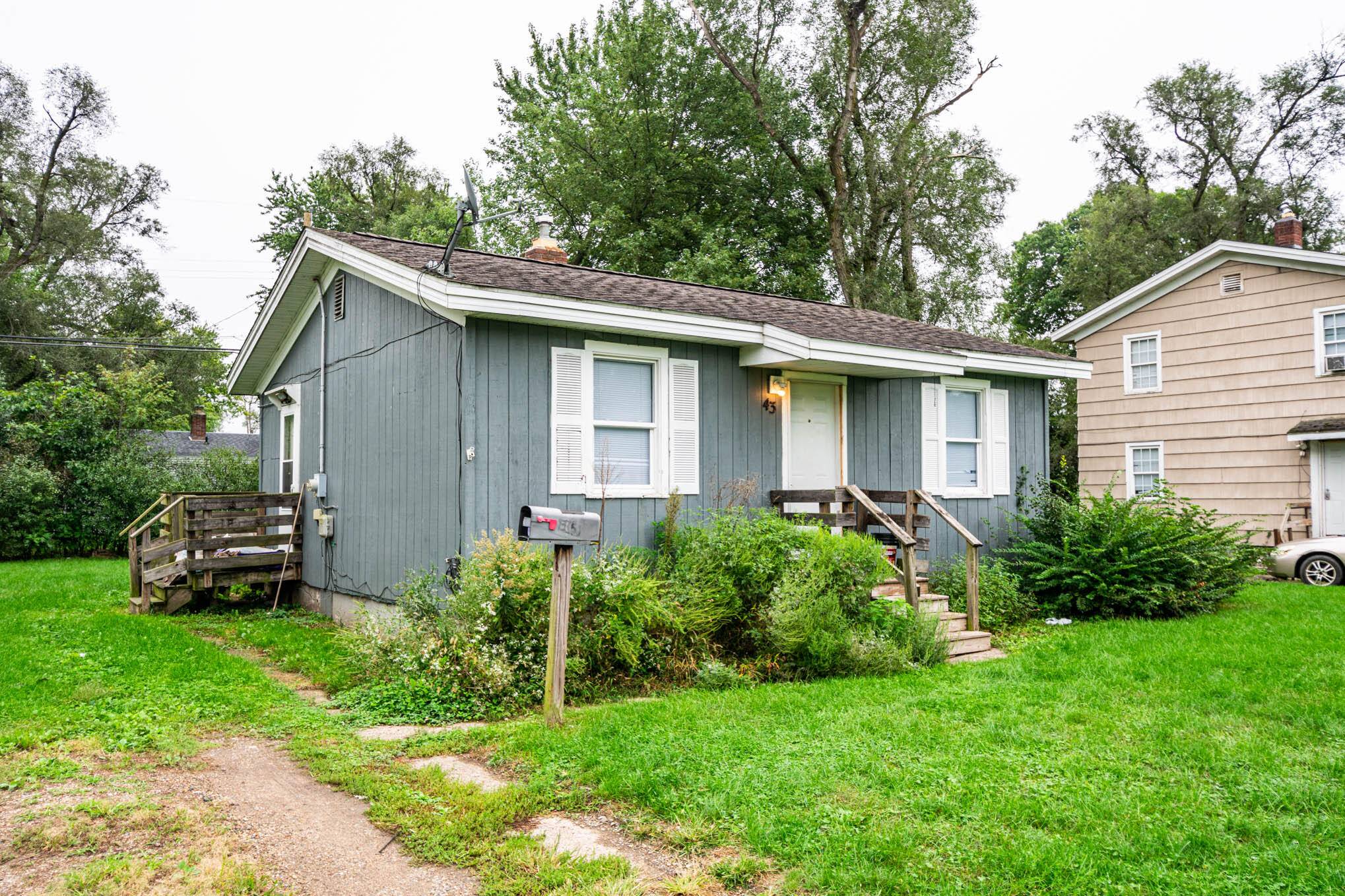 43 23rd ST S, Battle Creek City, MI 49015