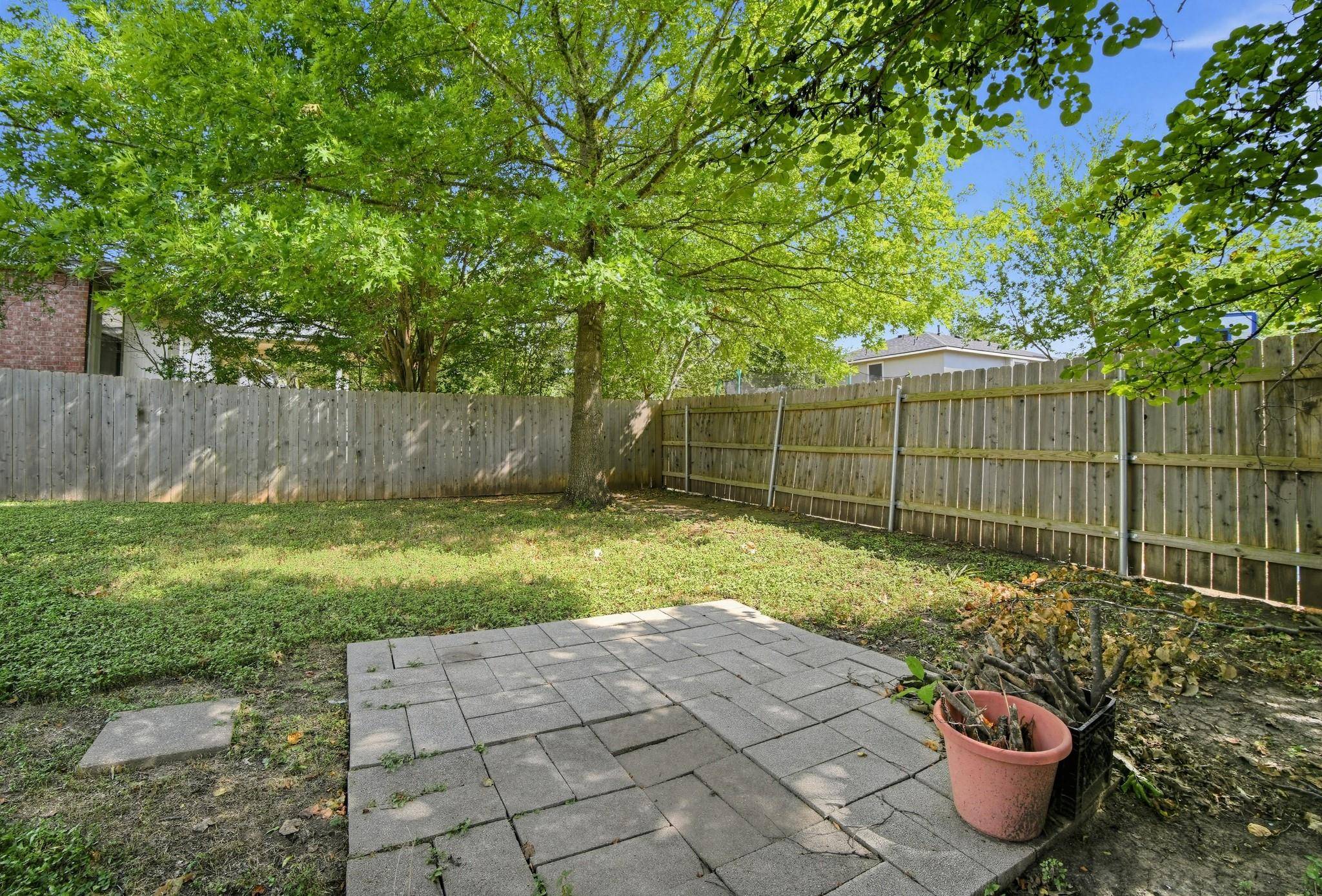 1417 Sweet Leaf LN, Pflugerville, TX 78660