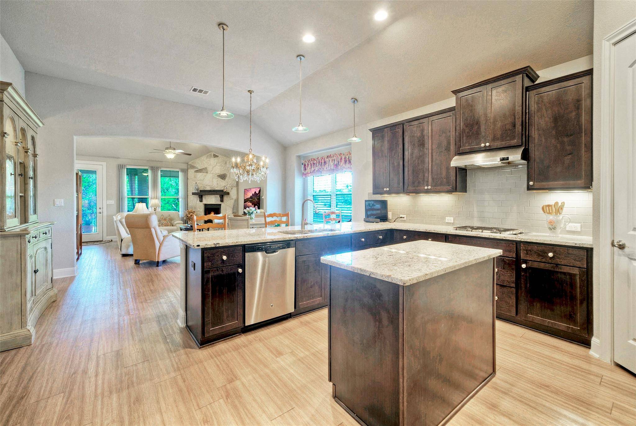 112 Senna DR, Dripping Springs, TX 78620