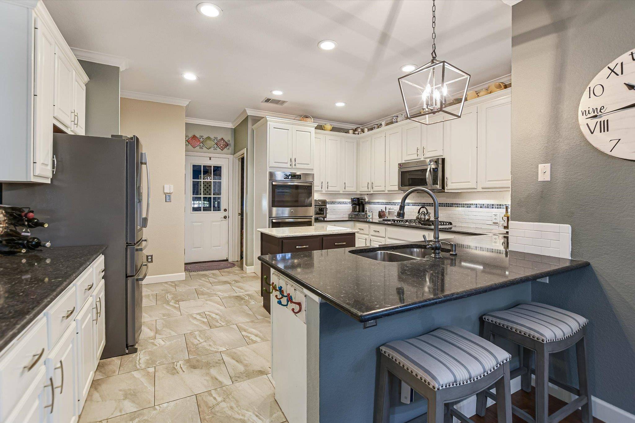 2704 Michelle Lynne CV, Round Rock, TX 78681