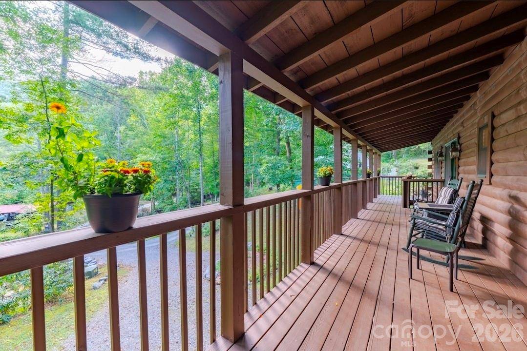 174 Nix Creek RD, Canton, NC 28716