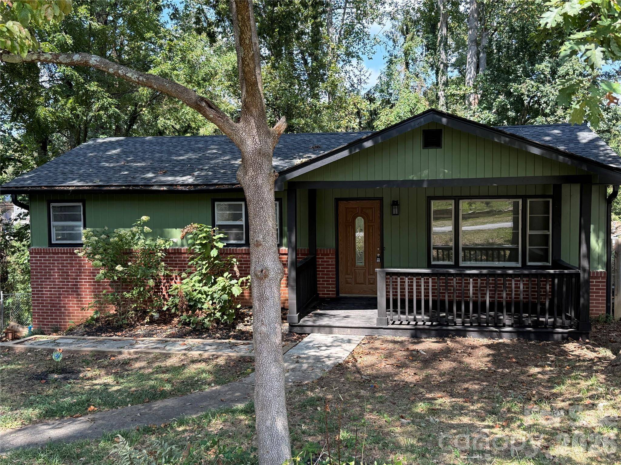 43 Rex DR, Asheville, NC 28806
