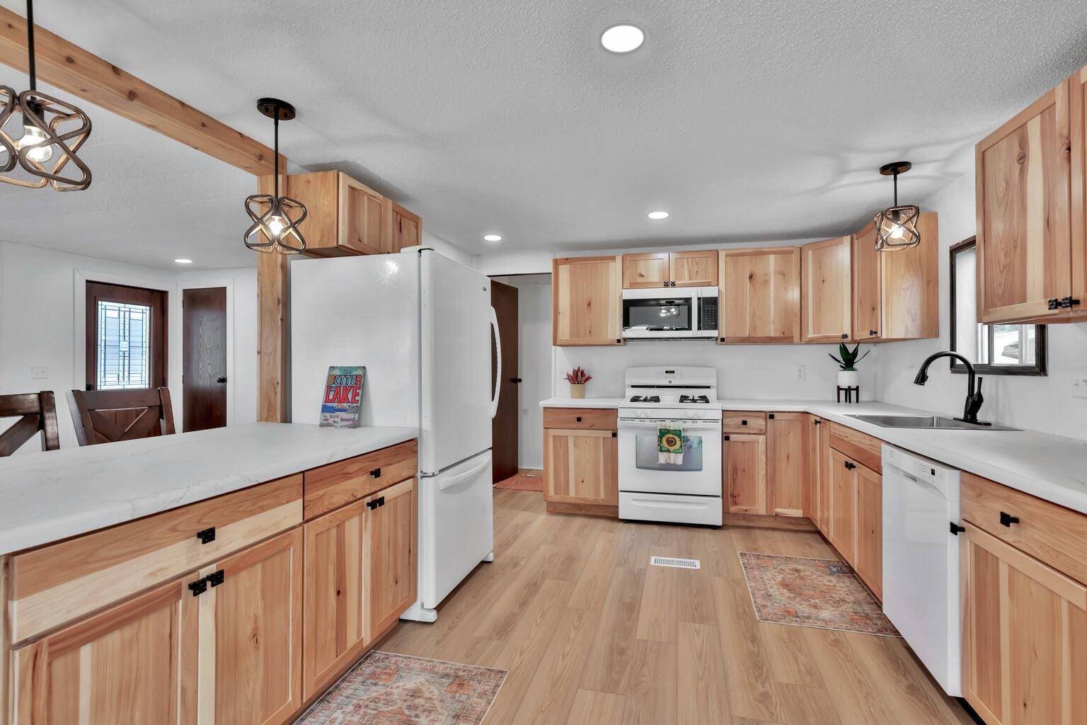 13100 318th ST #112, Lindstrom, MN 55045
