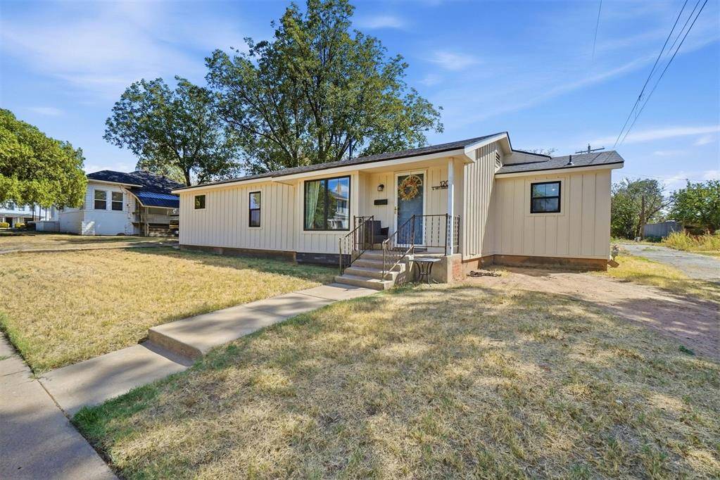 120 E Van Buren ST, Mangum, OK 73554