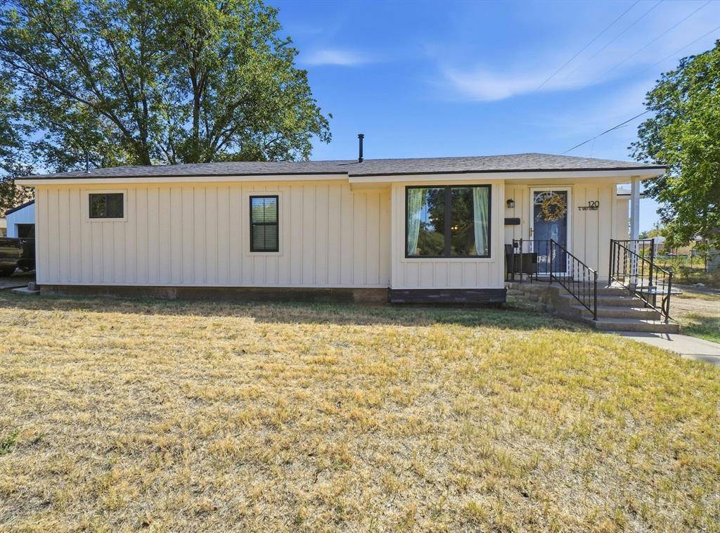 120 E Van Buren ST, Mangum, OK 73554