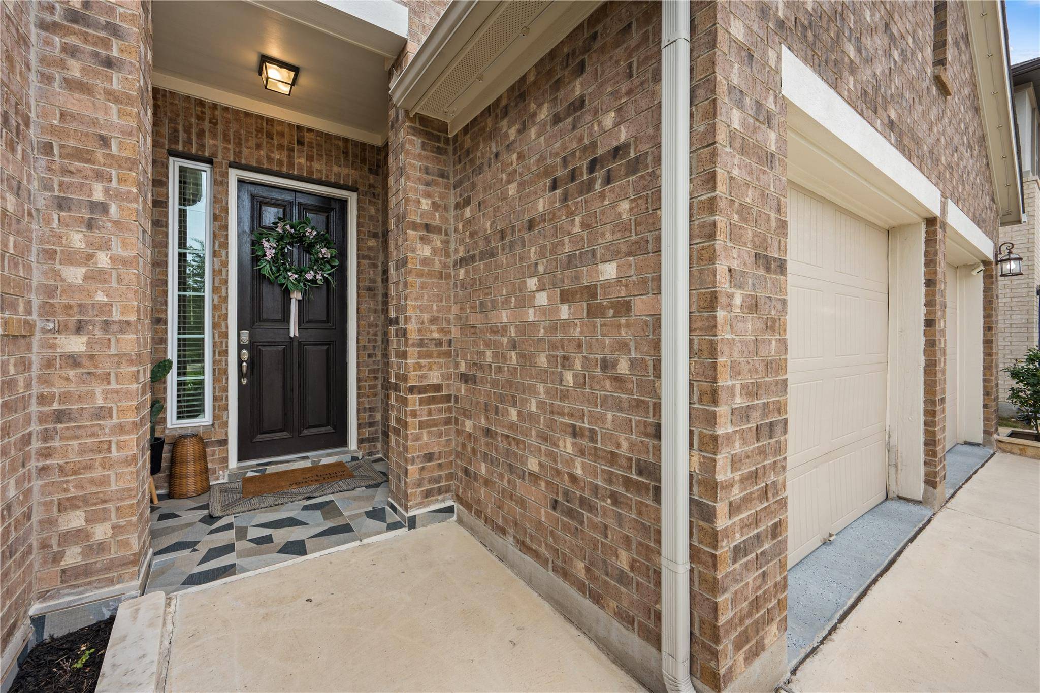 2213 Santa Isabella DR, Leander, TX 78641