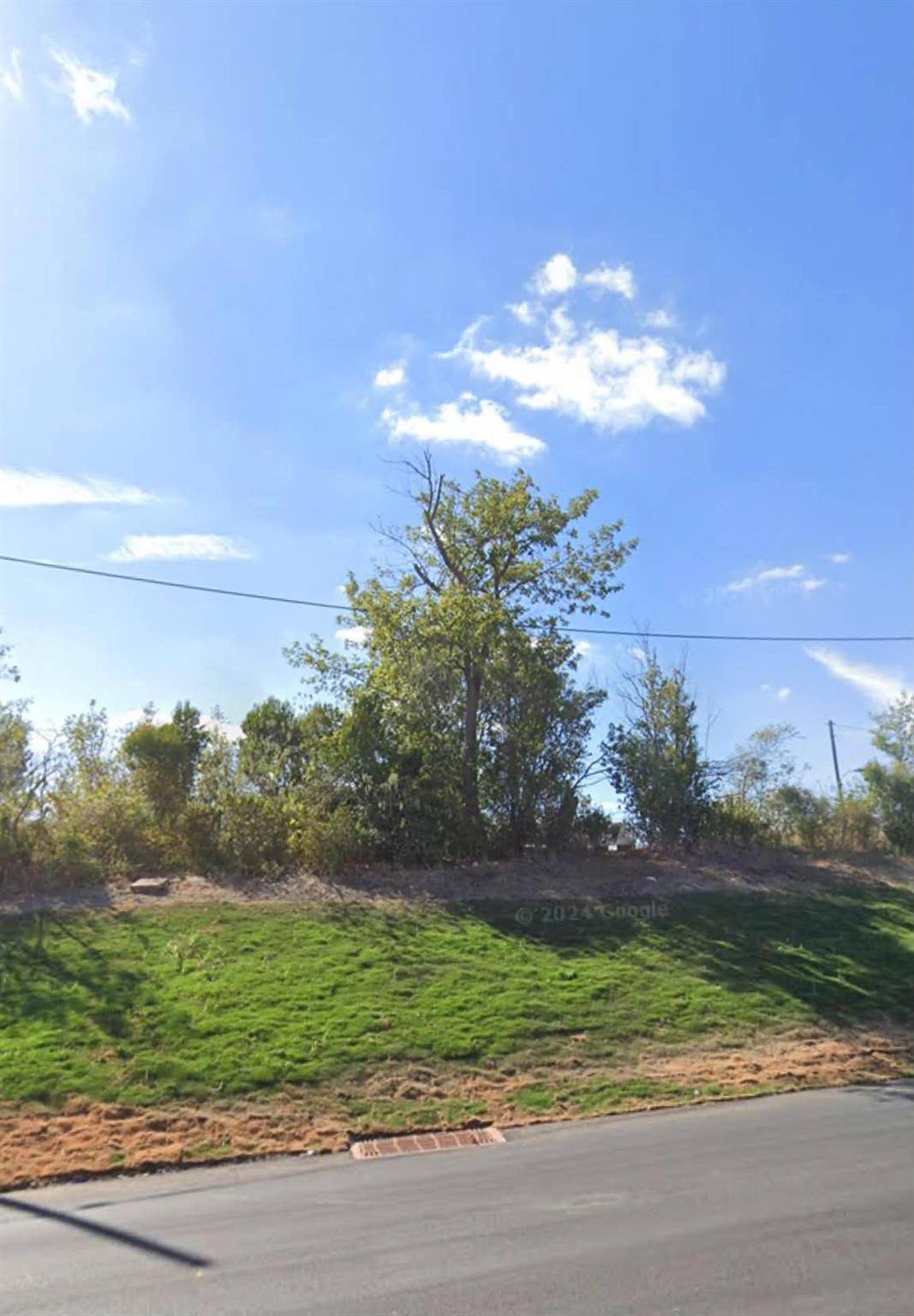 606 E 4th ST, Taylor, TX 76574