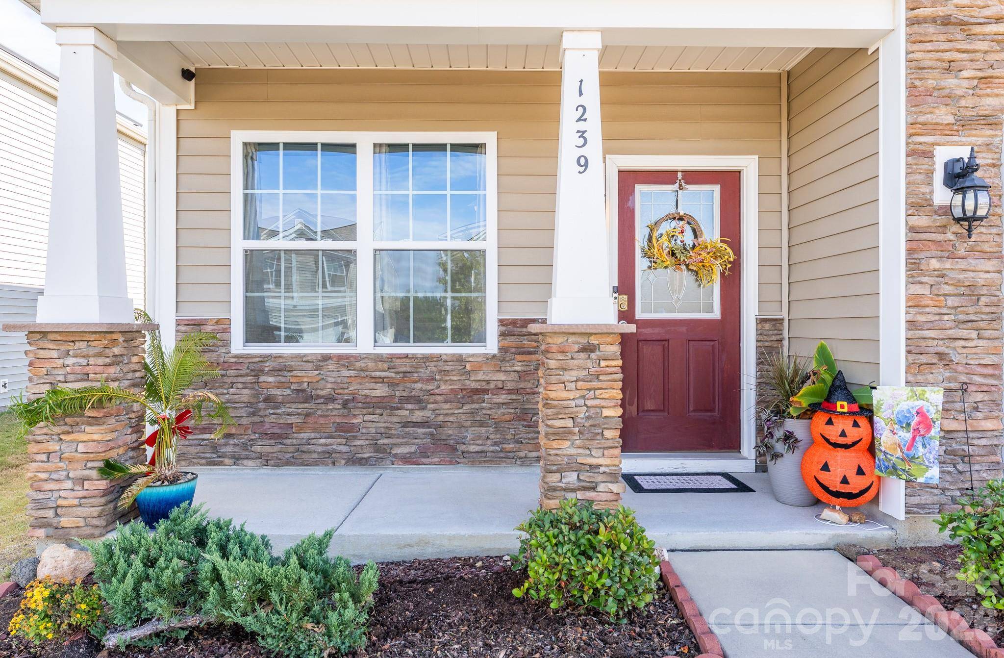 1239 Kent Downs AVE SW, Concord, NC 28027