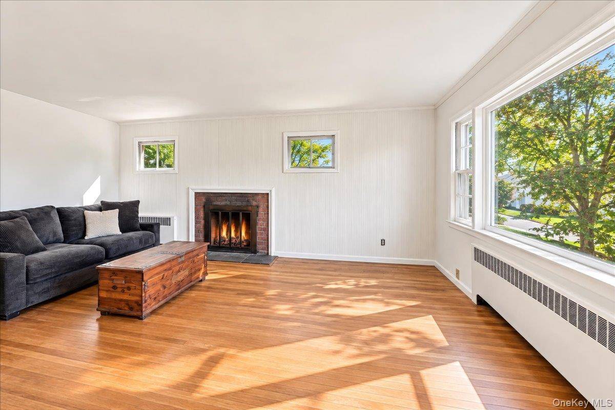 136 Sherman AVE, Hawthorne, NY 10532