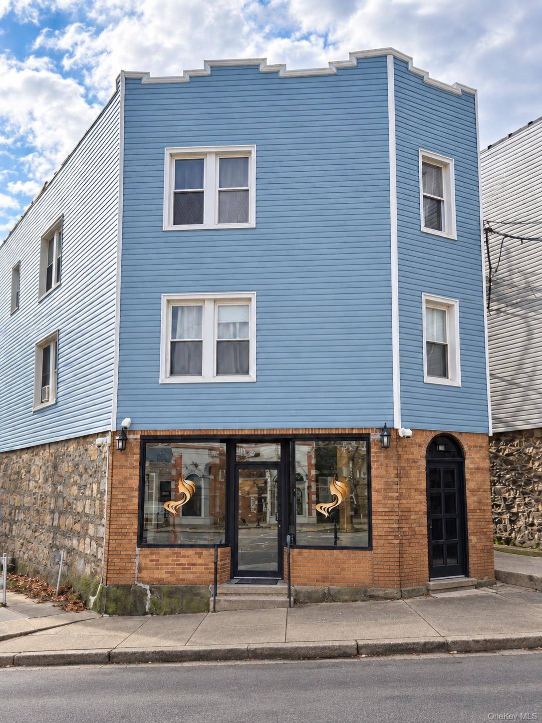 880 Midland AVE, Yonkers, NY 10704