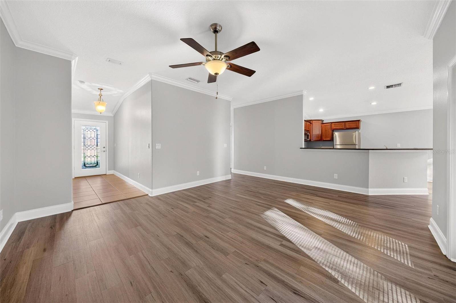 4467 MANICA DR, Tavares, FL 32778