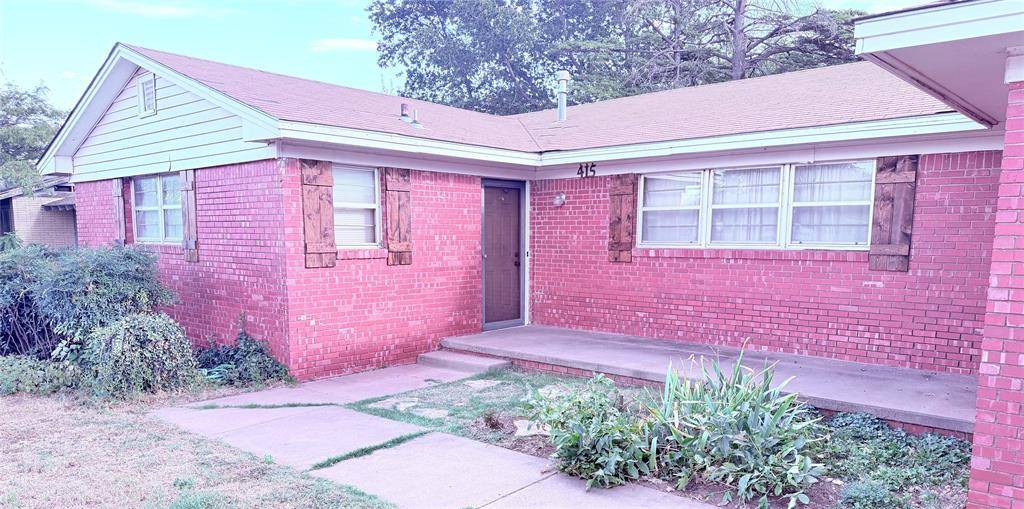 415 E Chestnut RD, Hollis, OK 73550