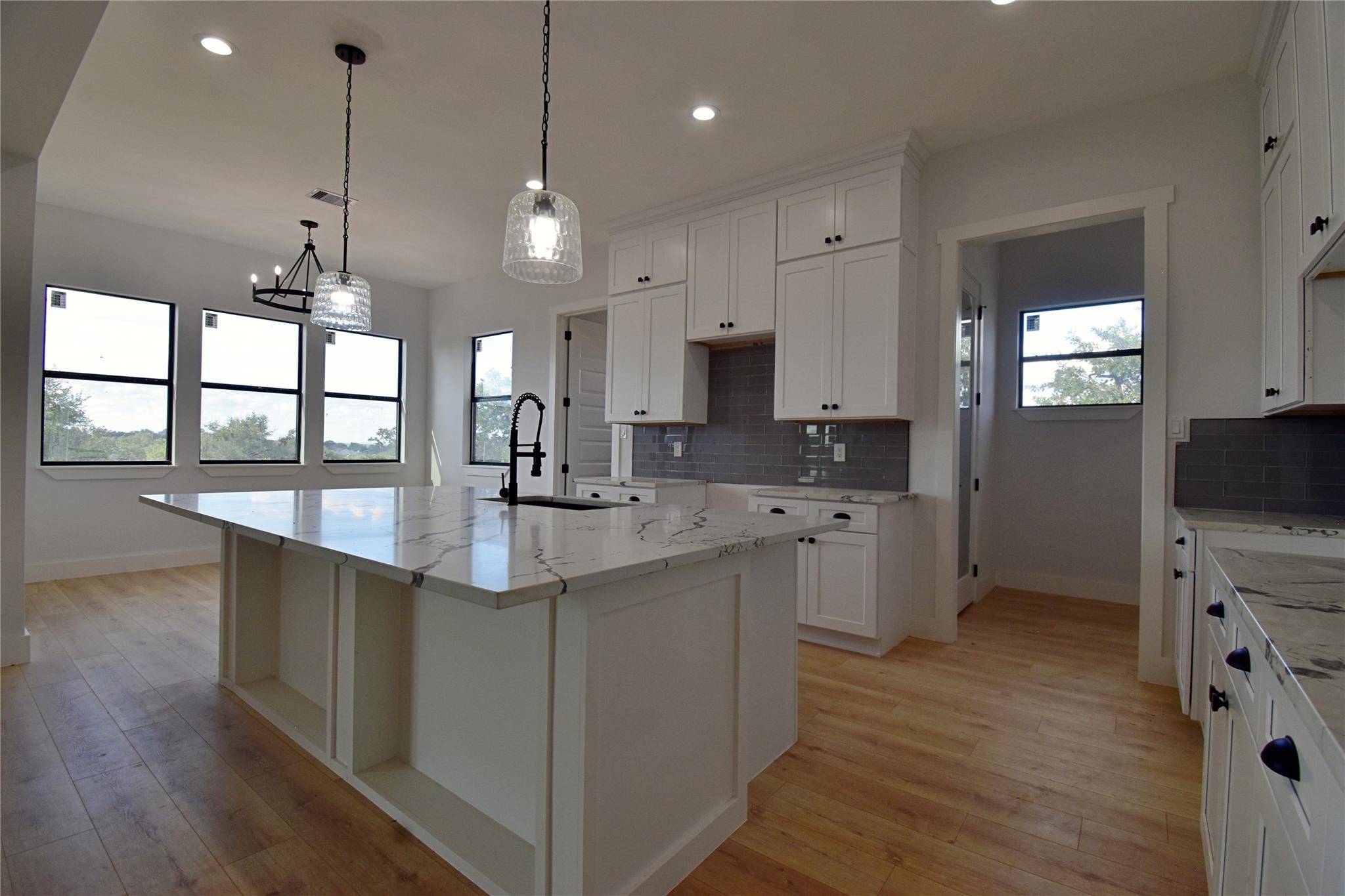 1902 Bay West Blvd BLVD, Horseshoe Bay, TX 78657