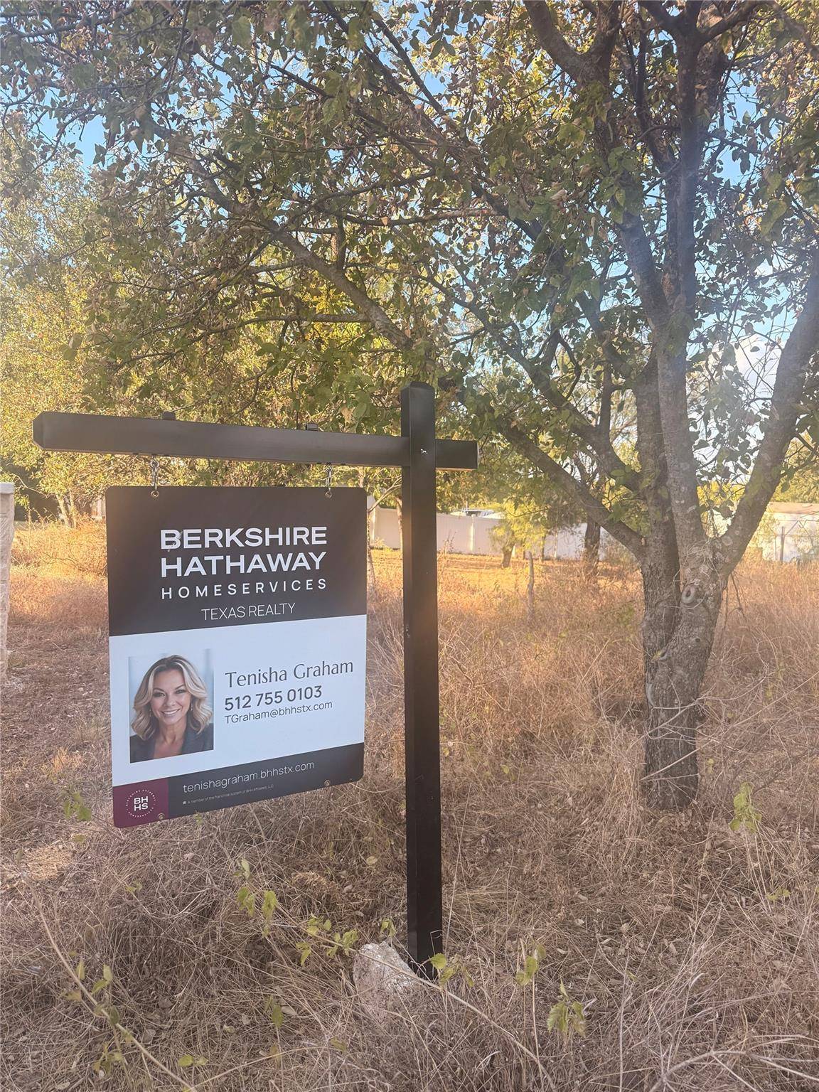 540 Driftwood LN, Cottonwood Shores, TX 78657